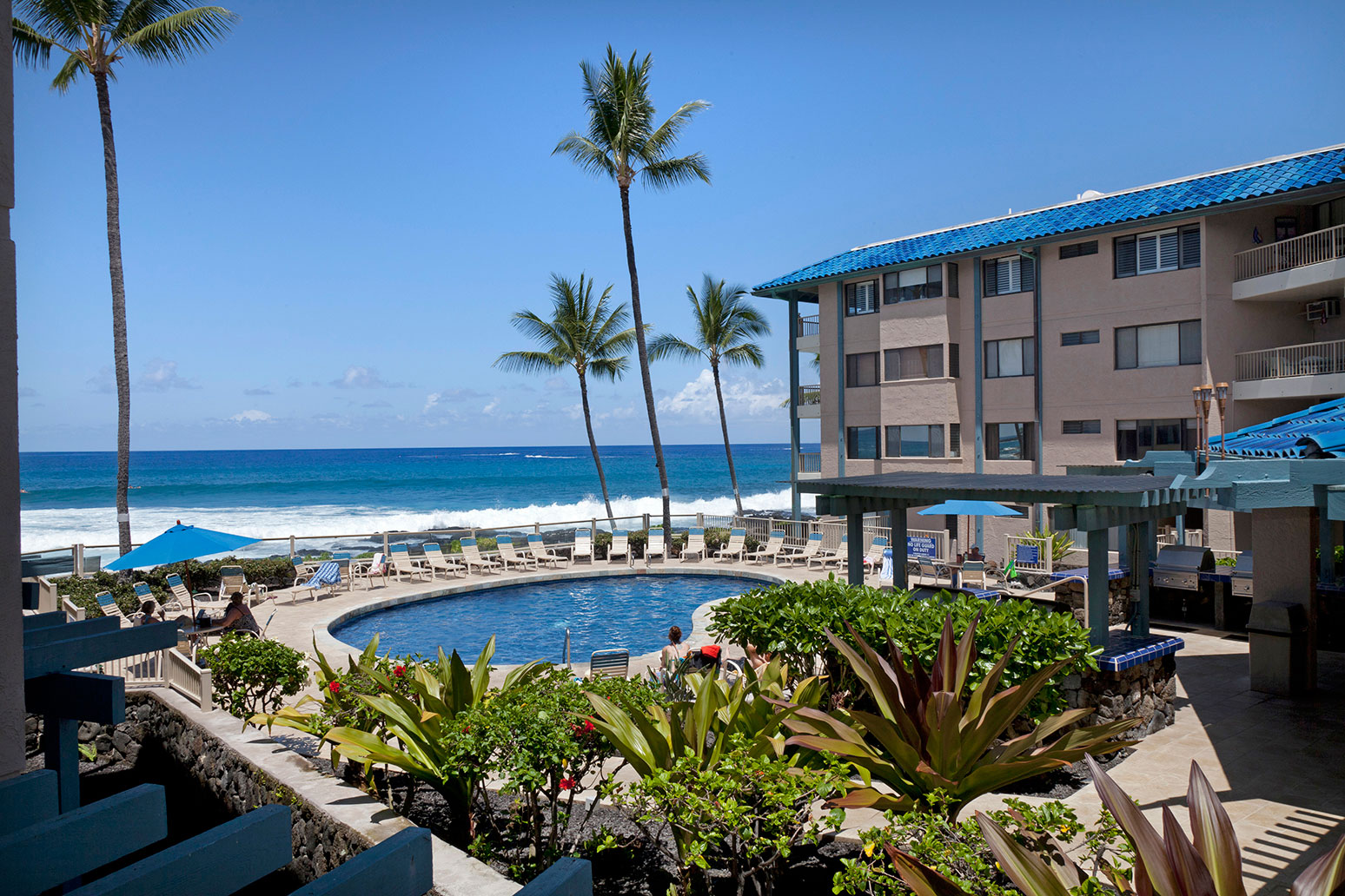 75-5888 Alii Dr C11 Property Photo 1