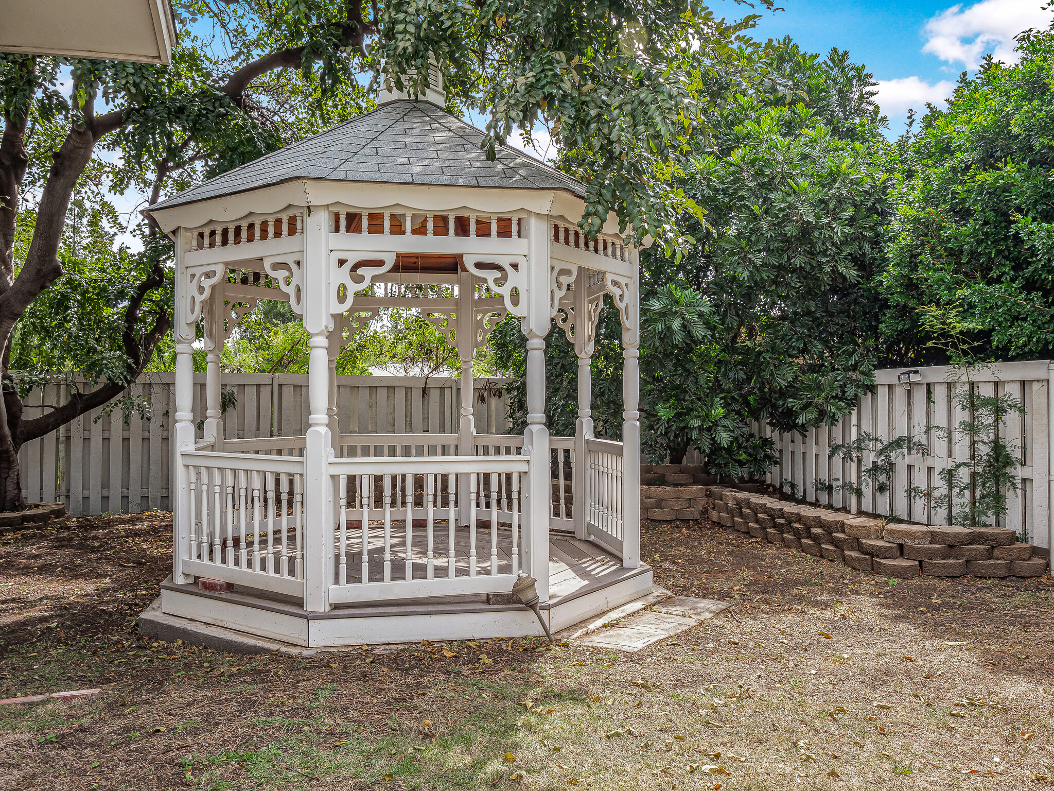 68-1793 Puu Nui St Property Photo 25