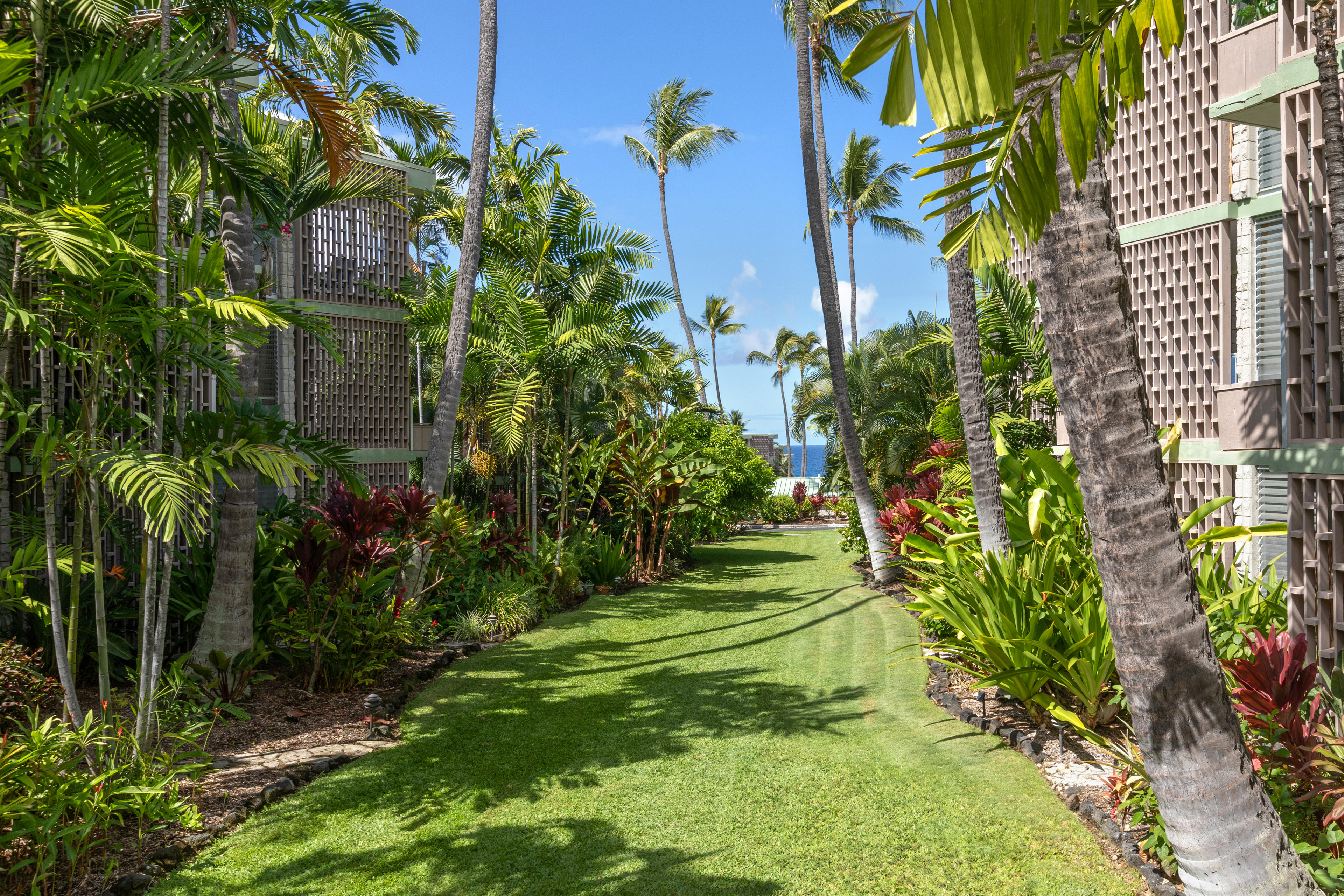 75-6016 Alii Dr 129 Property Photo 27