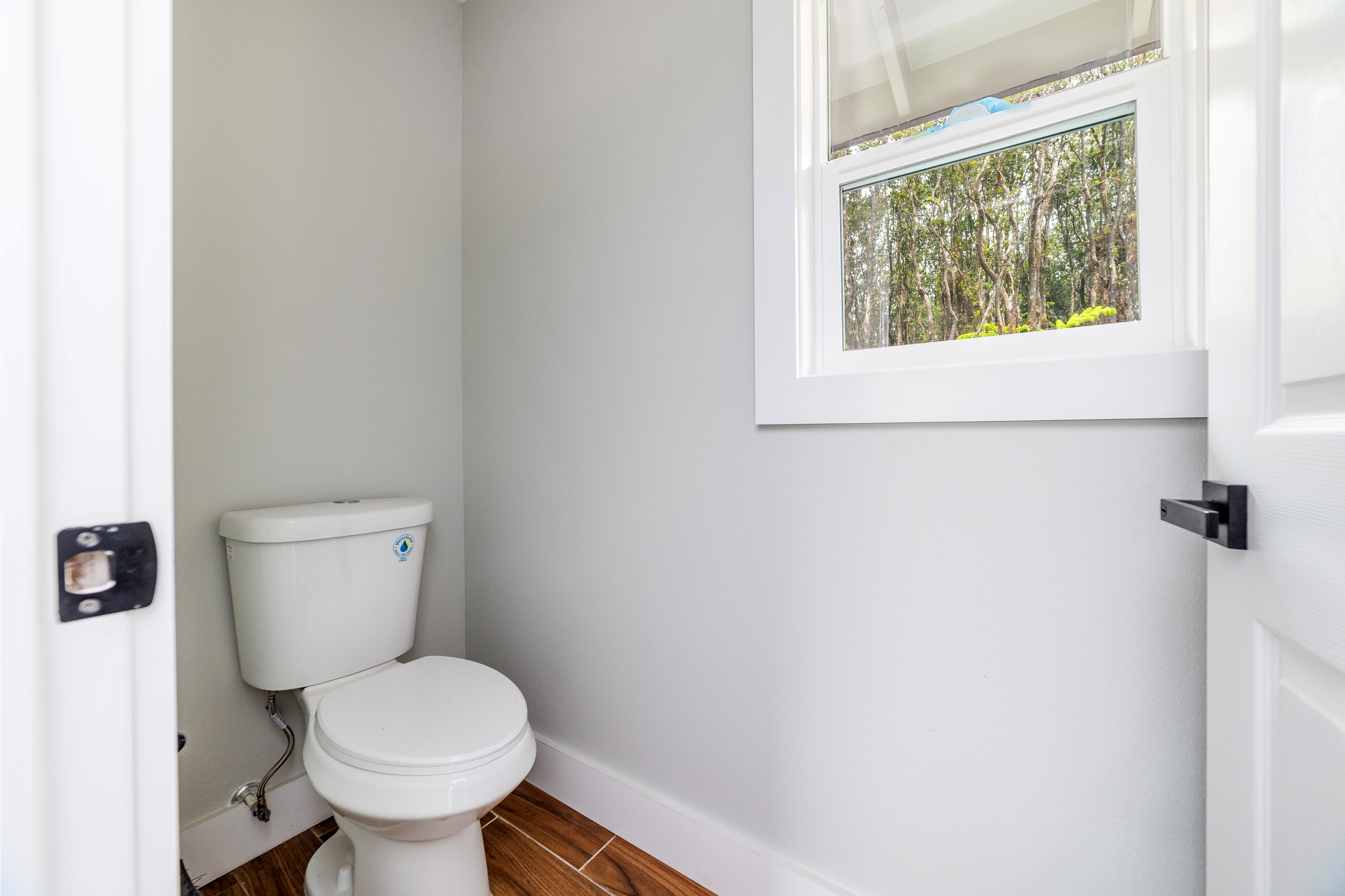 11-3962-a Liona St Property Photo 19
