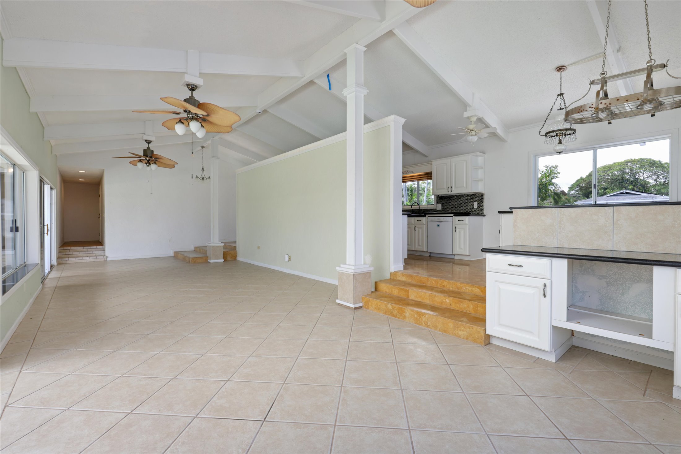 75-329 Aloha Kona Dr Property Photo 6
