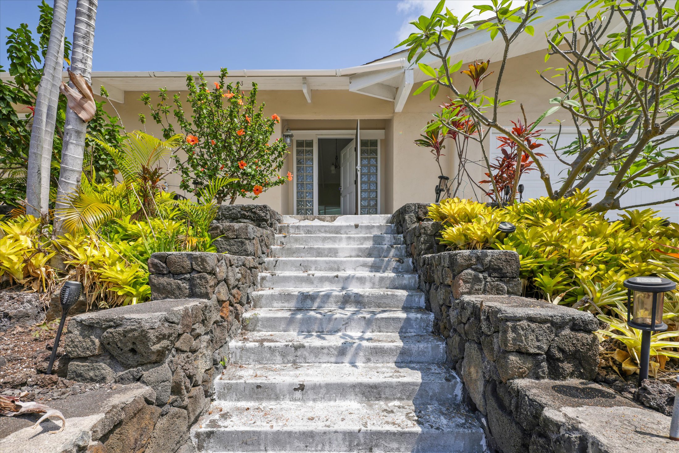 75-329 Aloha Kona Dr Property Photo 27