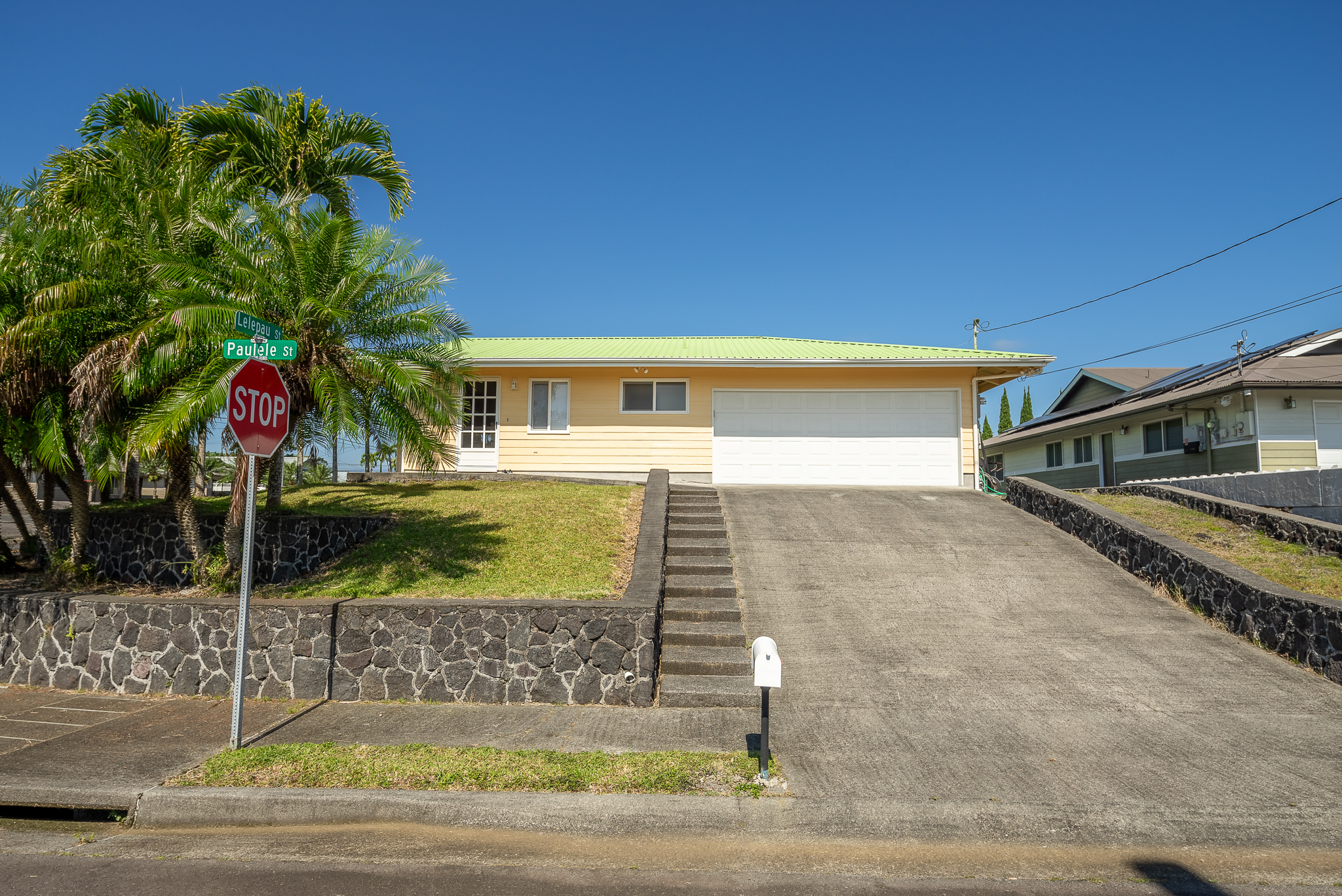 95 Paulele St Property Photo 3