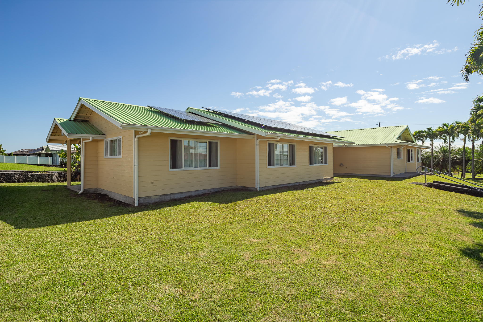 95 Paulele St Property Photo 23