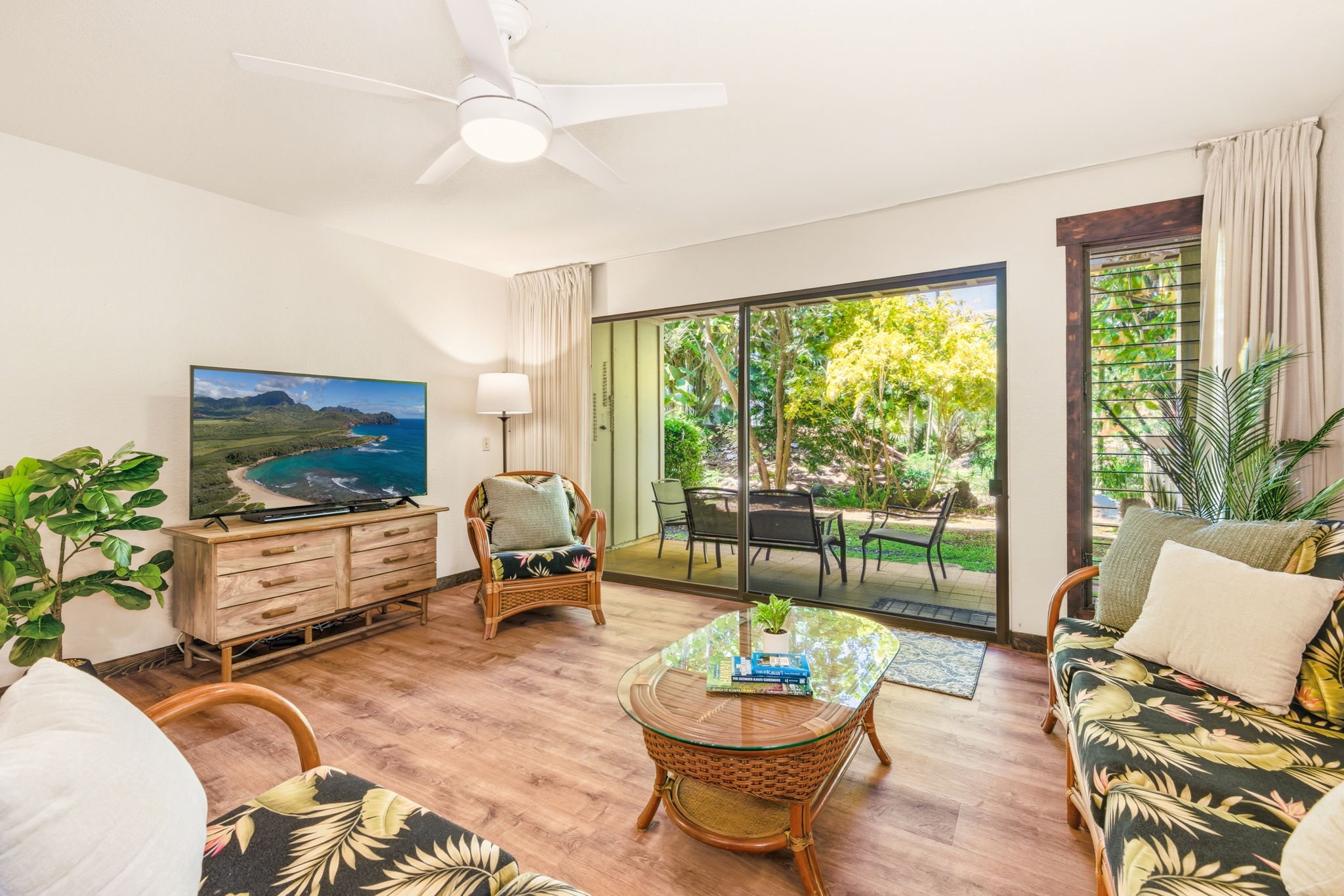 2721 Poipu Rd 100 Property Photo 4