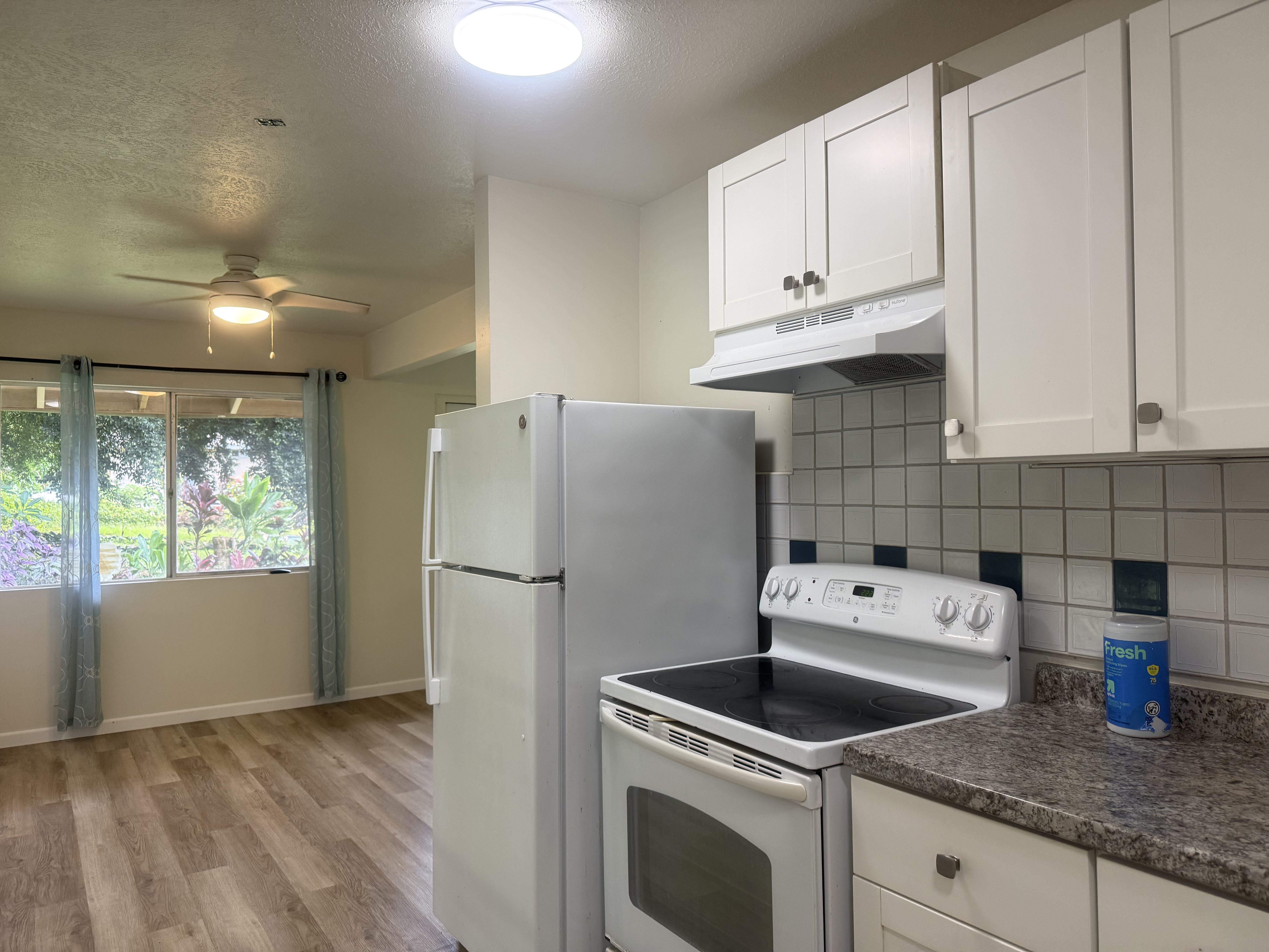 15-2702 Maikoiko St Property Photo 3
