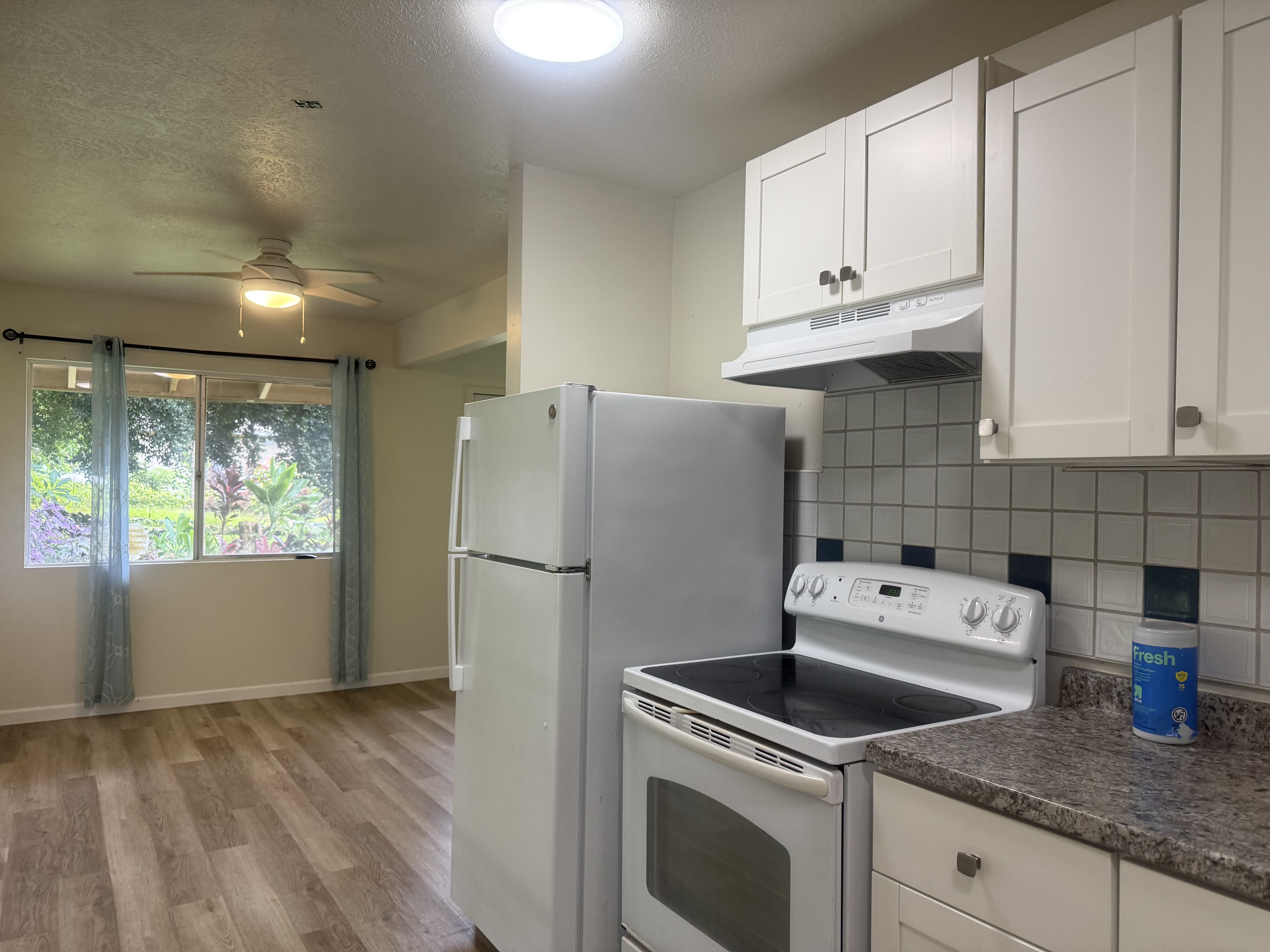 15-2702 Maikoiko St Property Photo 4
