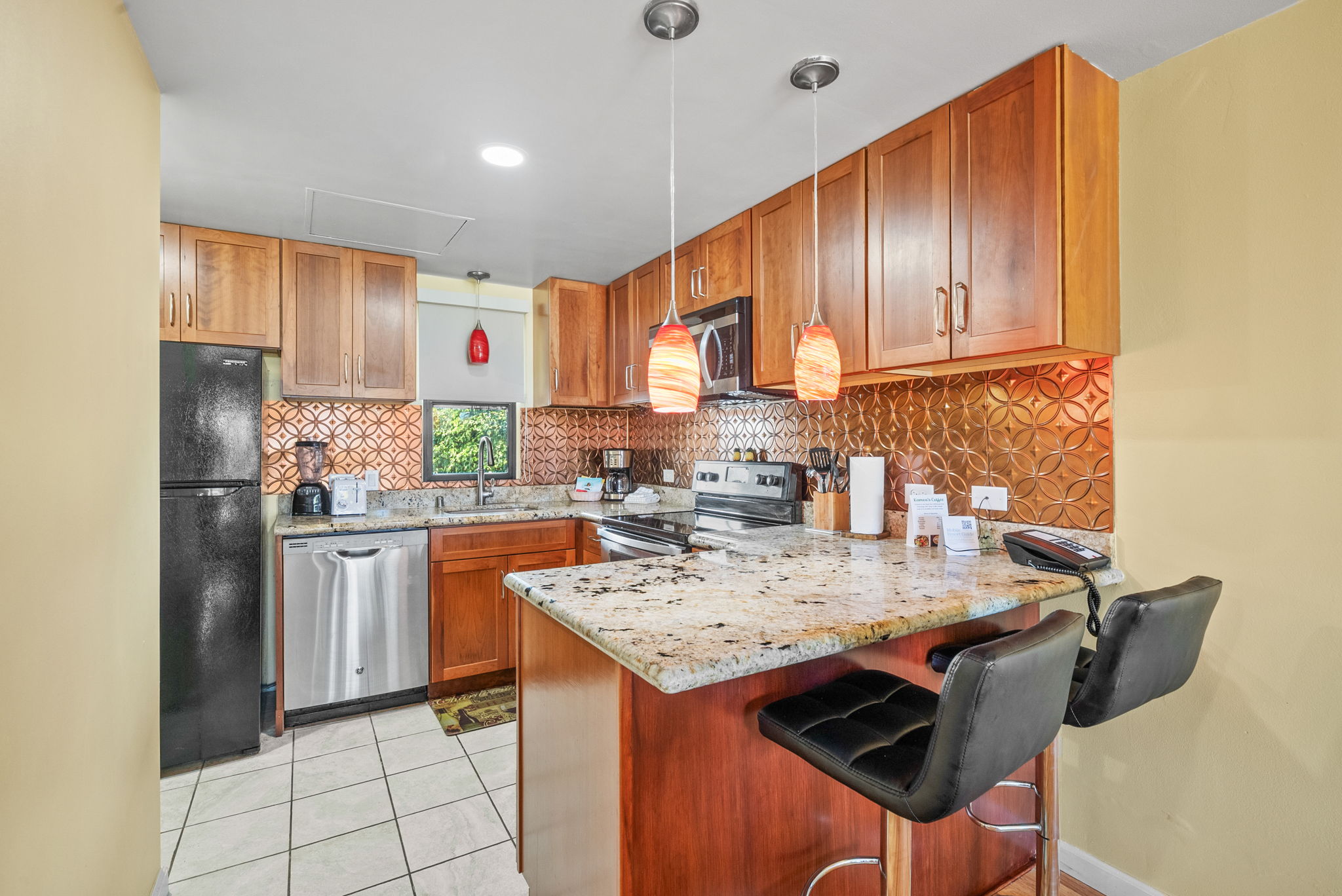 75-6040 Alii Drive 623 Property Photo 6