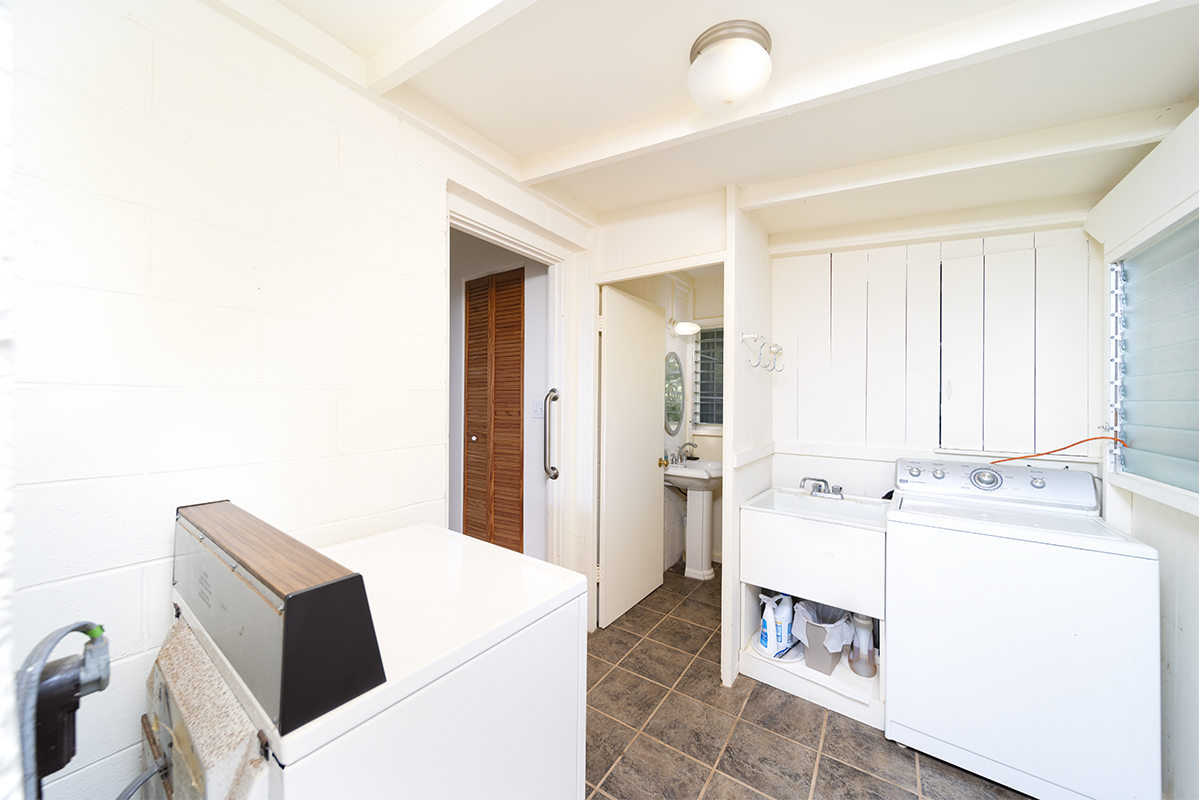 110 Lahi St Property Photo 13