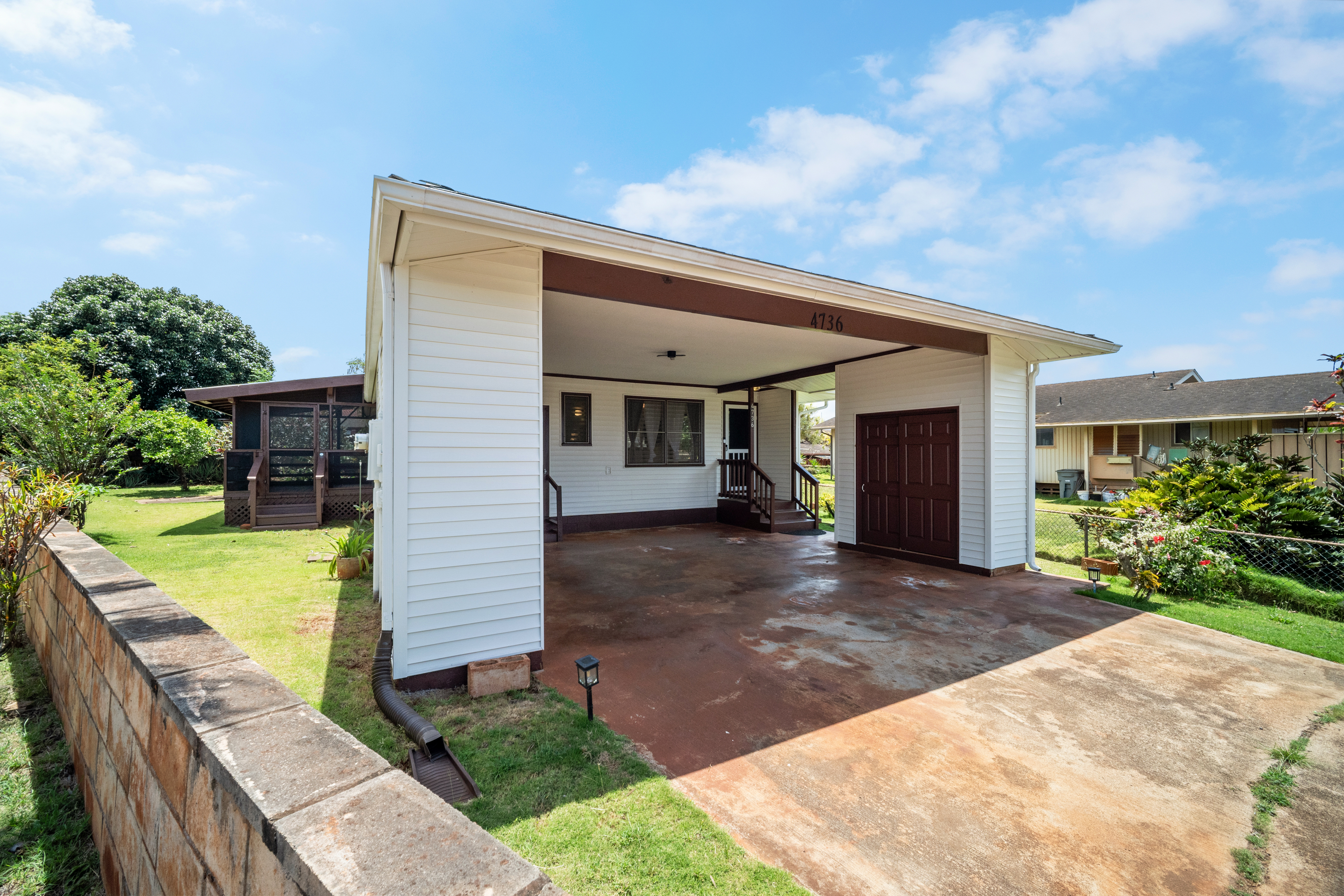 4736 Hokuloa Pl Property Photo 4