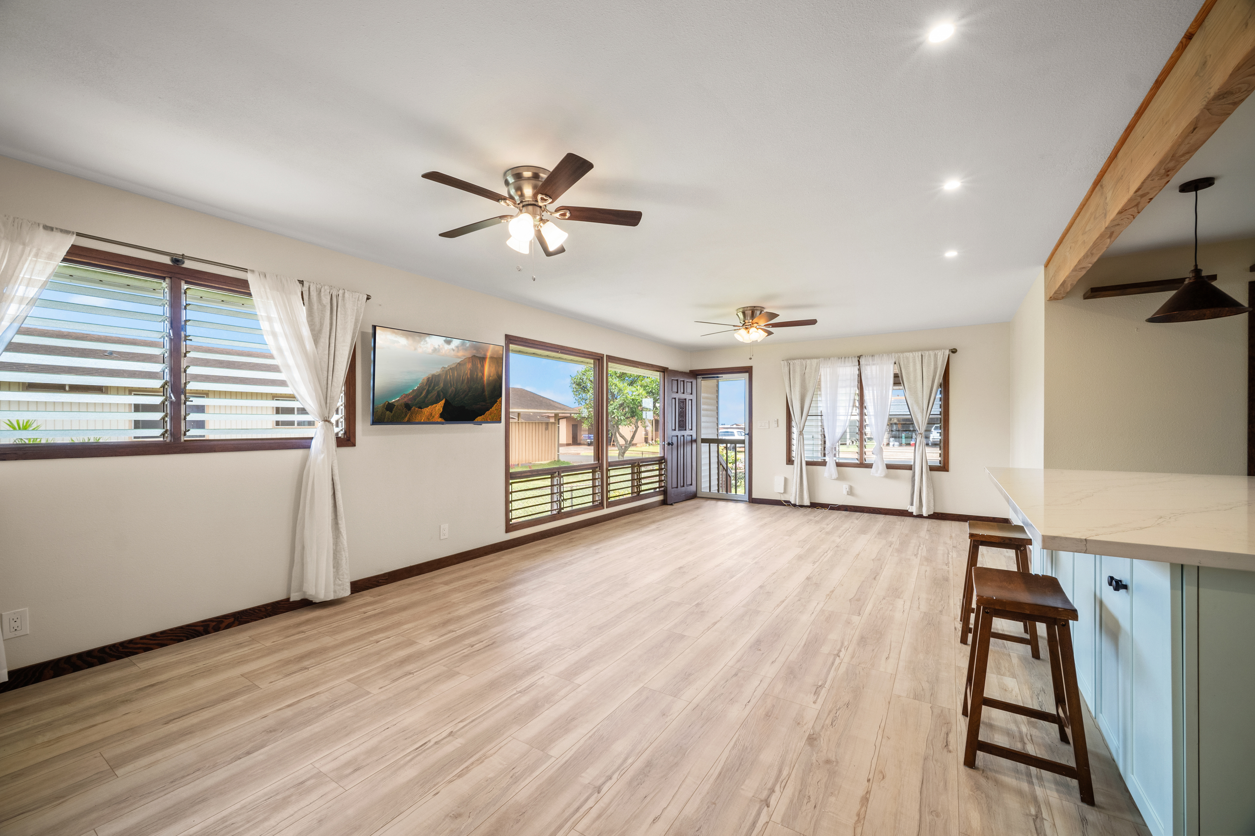 4736 Hokuloa Pl Property Photo 9