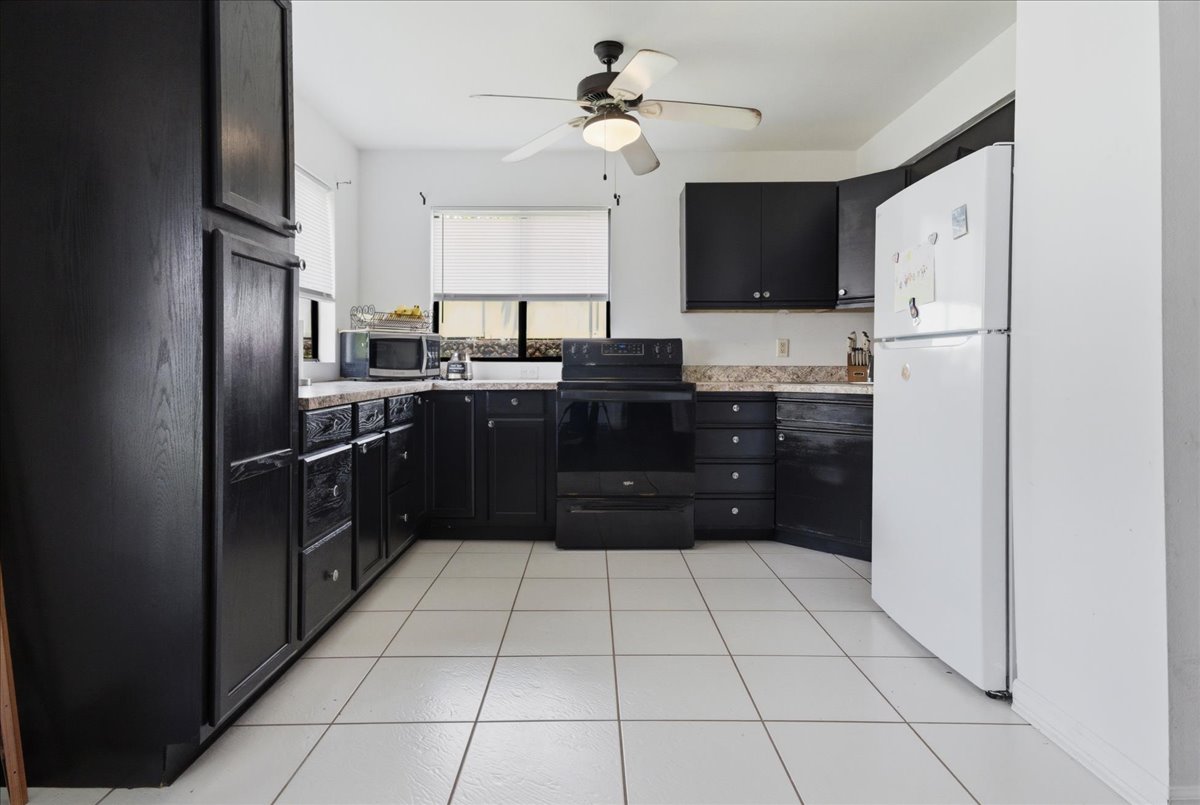 76-6128-a Royal Poinciana Wy Property Photo 18