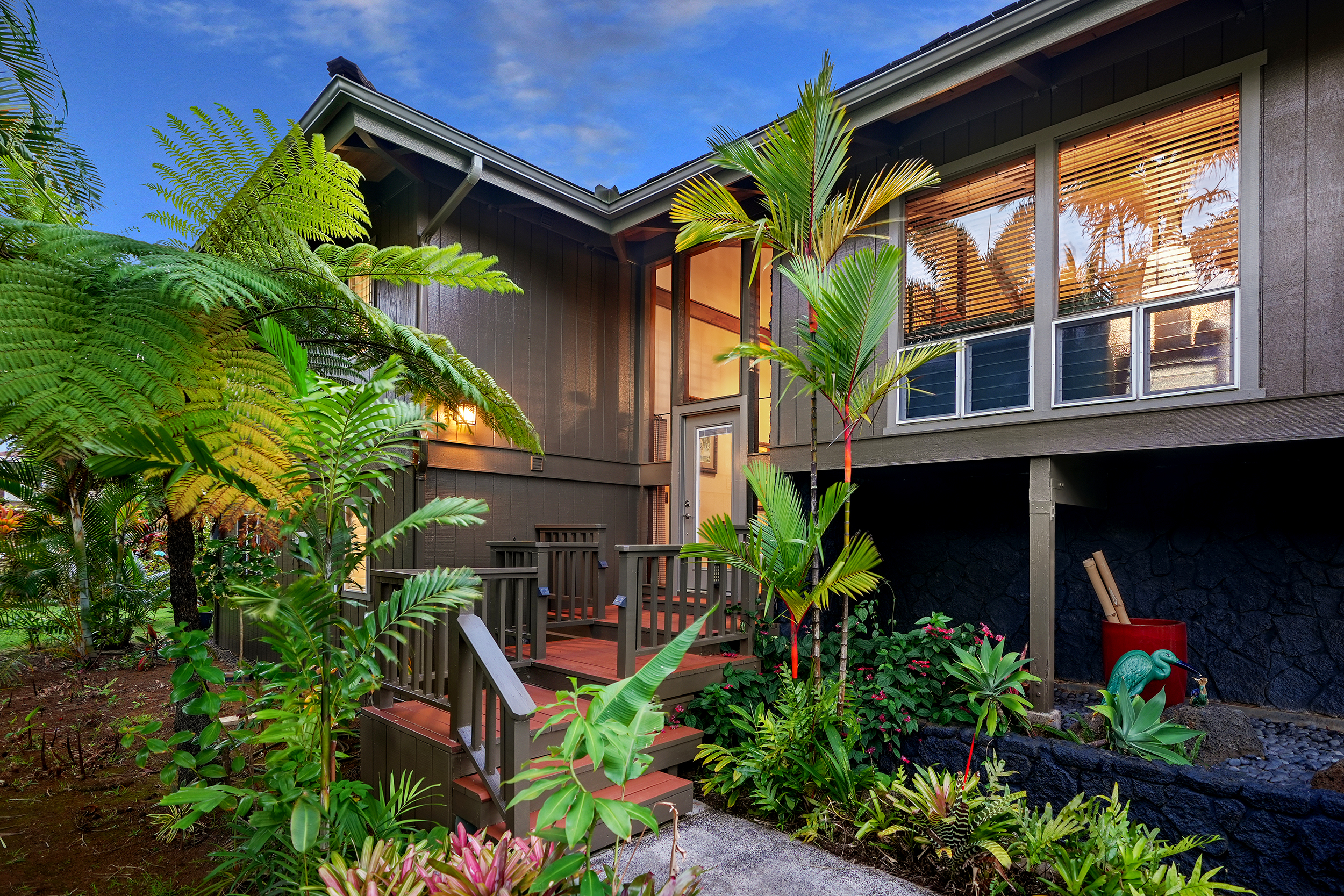 5072 KAMAMALU LP Property Photo 1