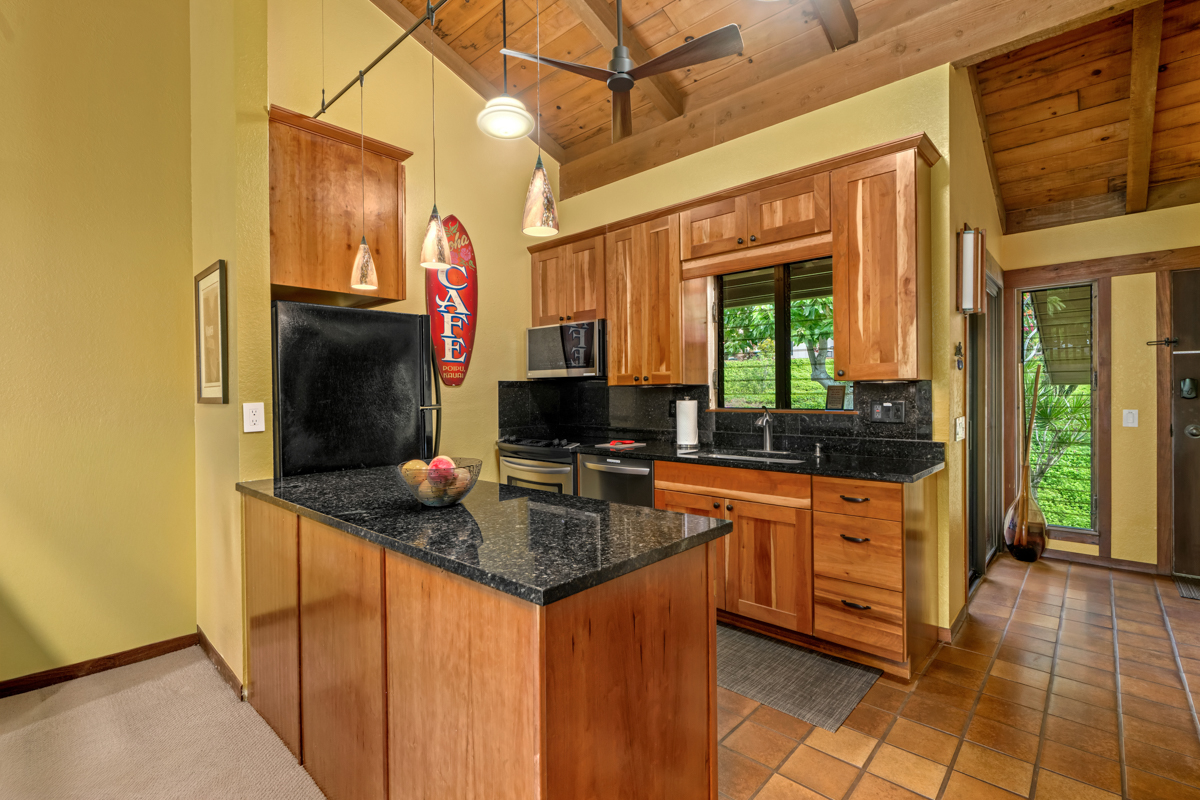 1870 Hoone Rd 602 Property Photo 4