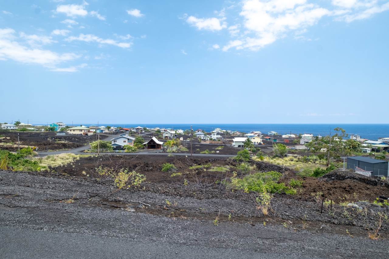 Eiwa Ave Property Photo 1