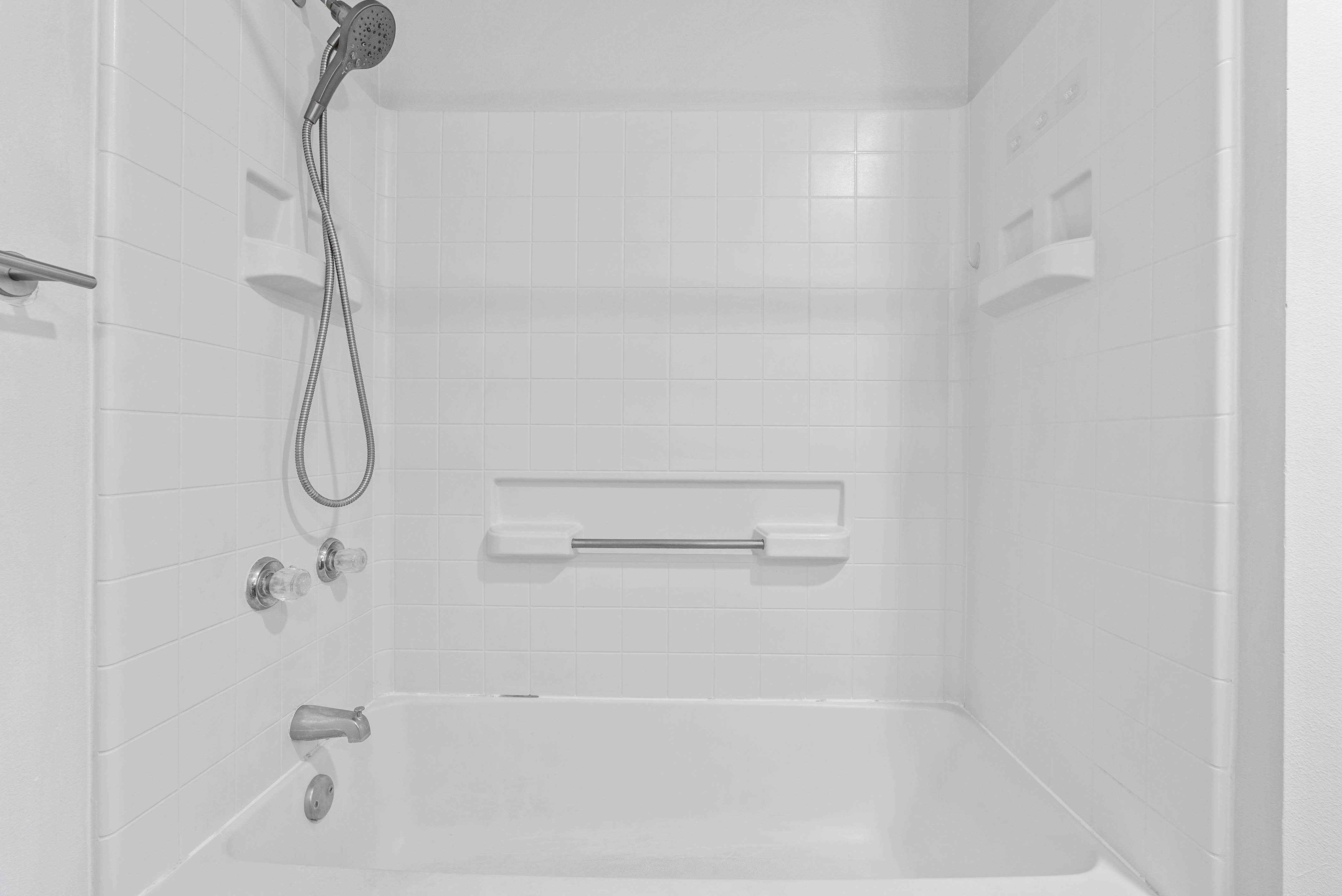 68-3831 Lua Kula St D202 Property Photo 12