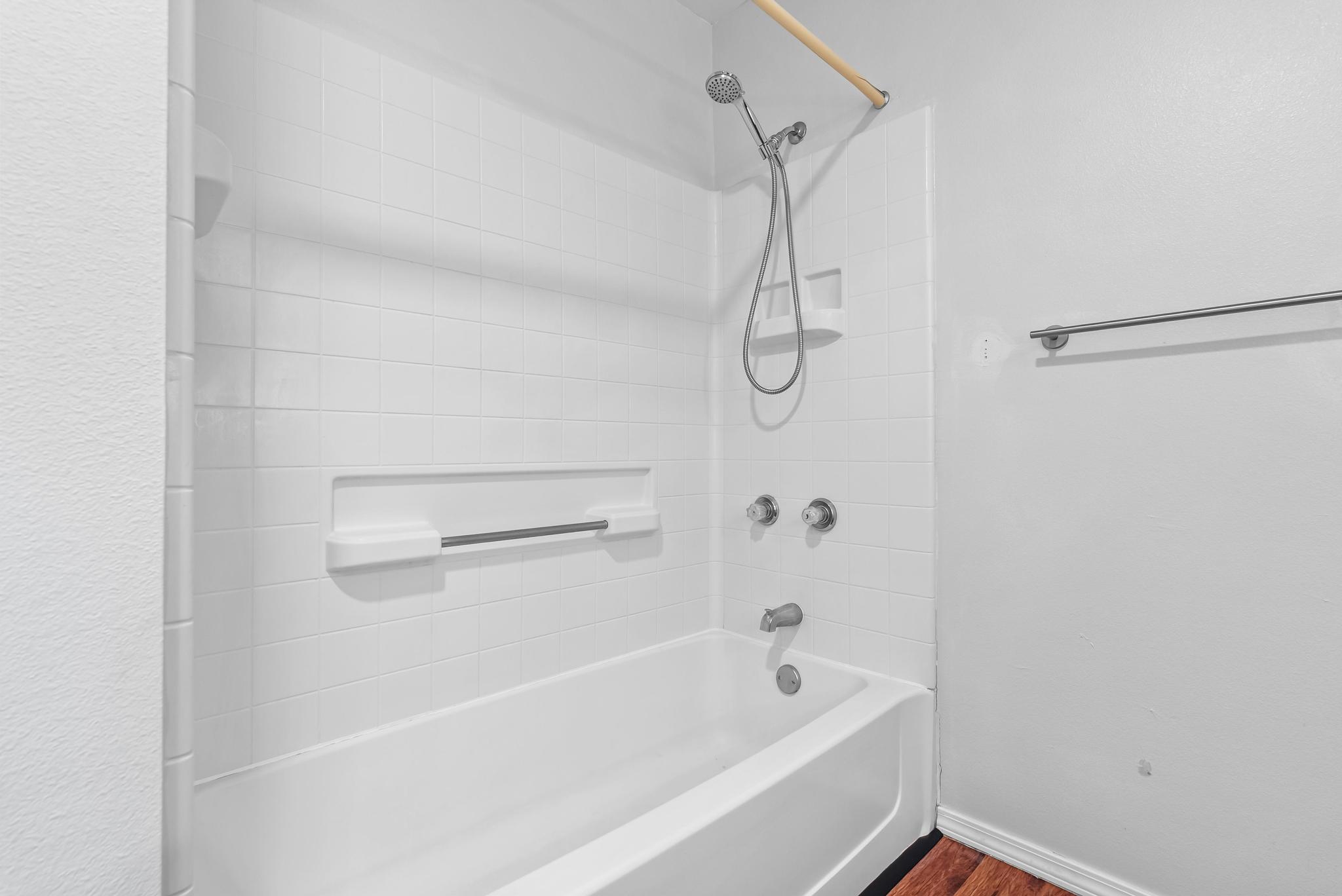 68-3831 Lua Kula St D202 Property Photo 15