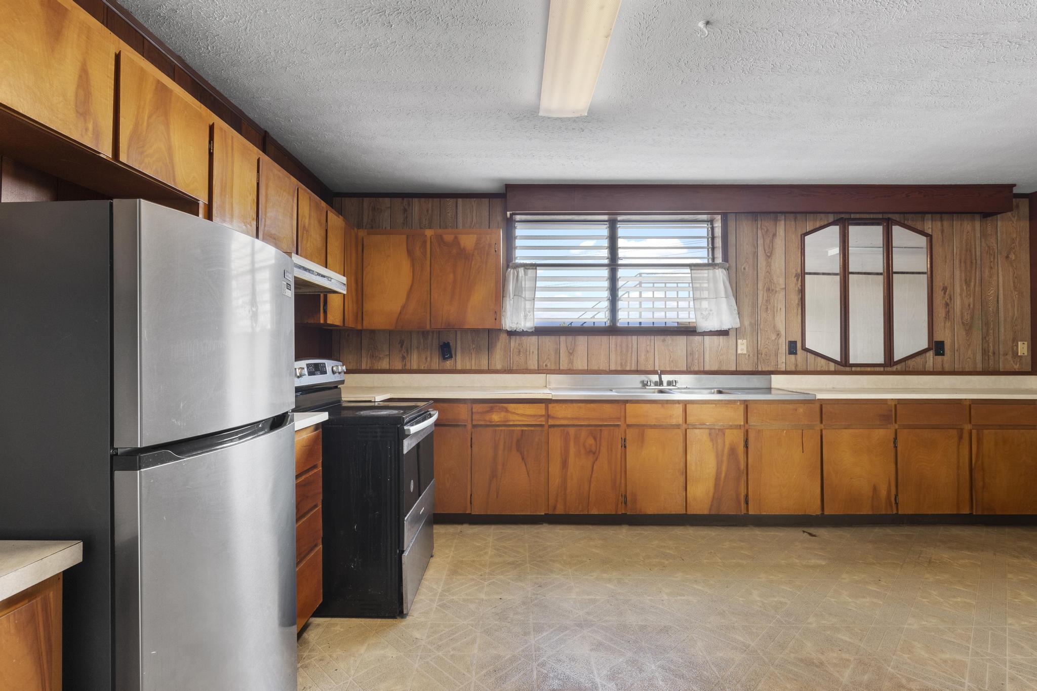 744-a Wainaku St 2 Units Property Photo 5
