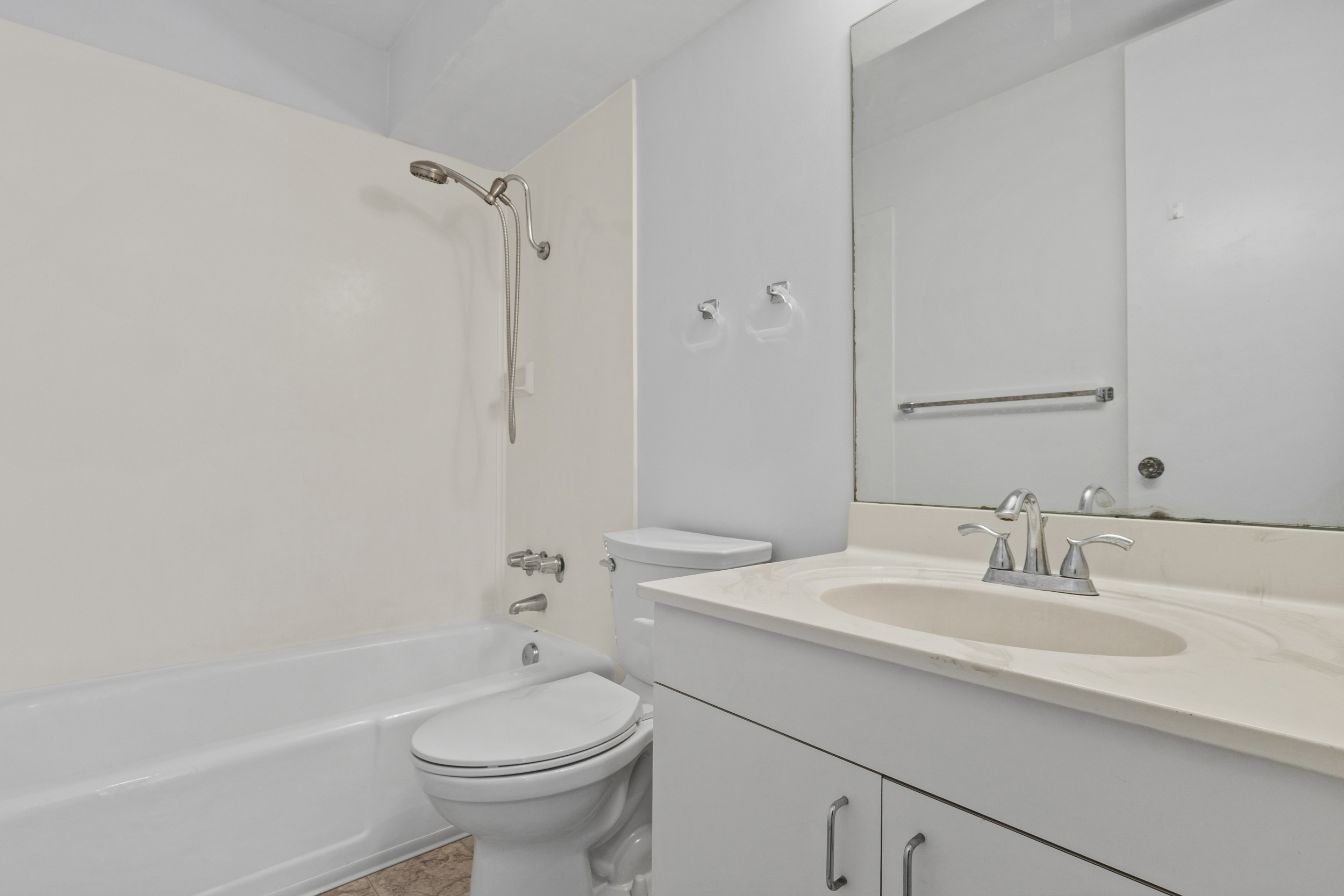 1015 Ala Napunani St 401 Property Photo 13