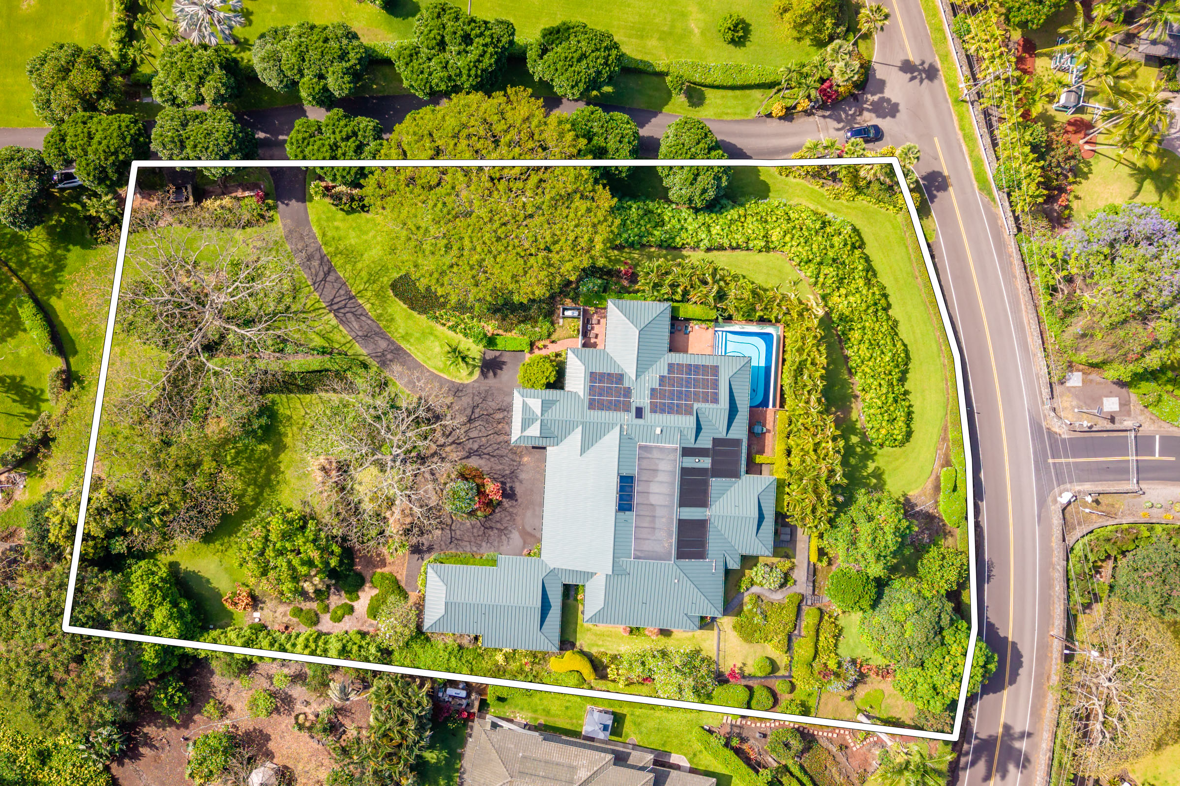 75-635 Kula Kai Pl Property Photo 2