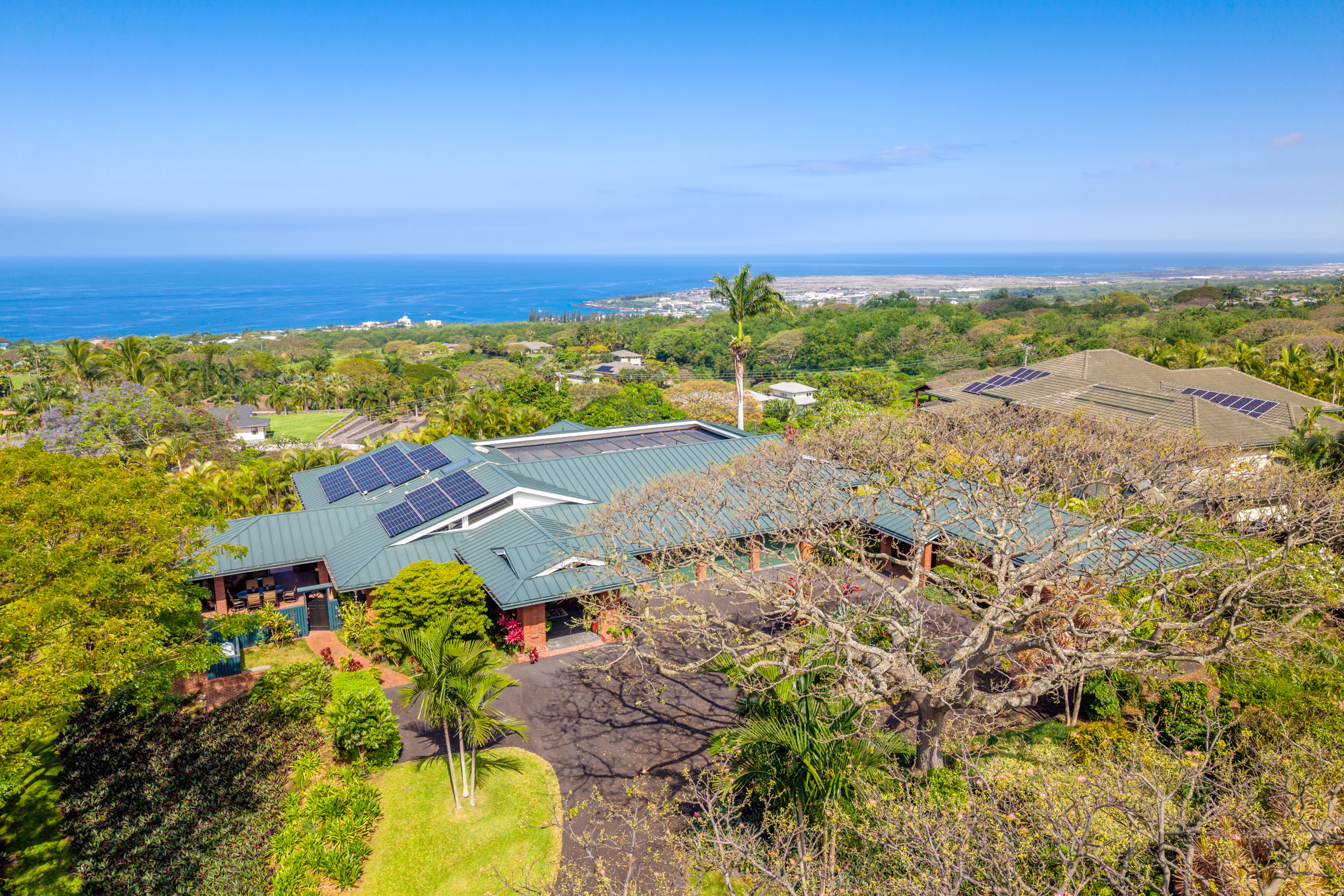 75-635 Kula Kai Pl Property Photo 3