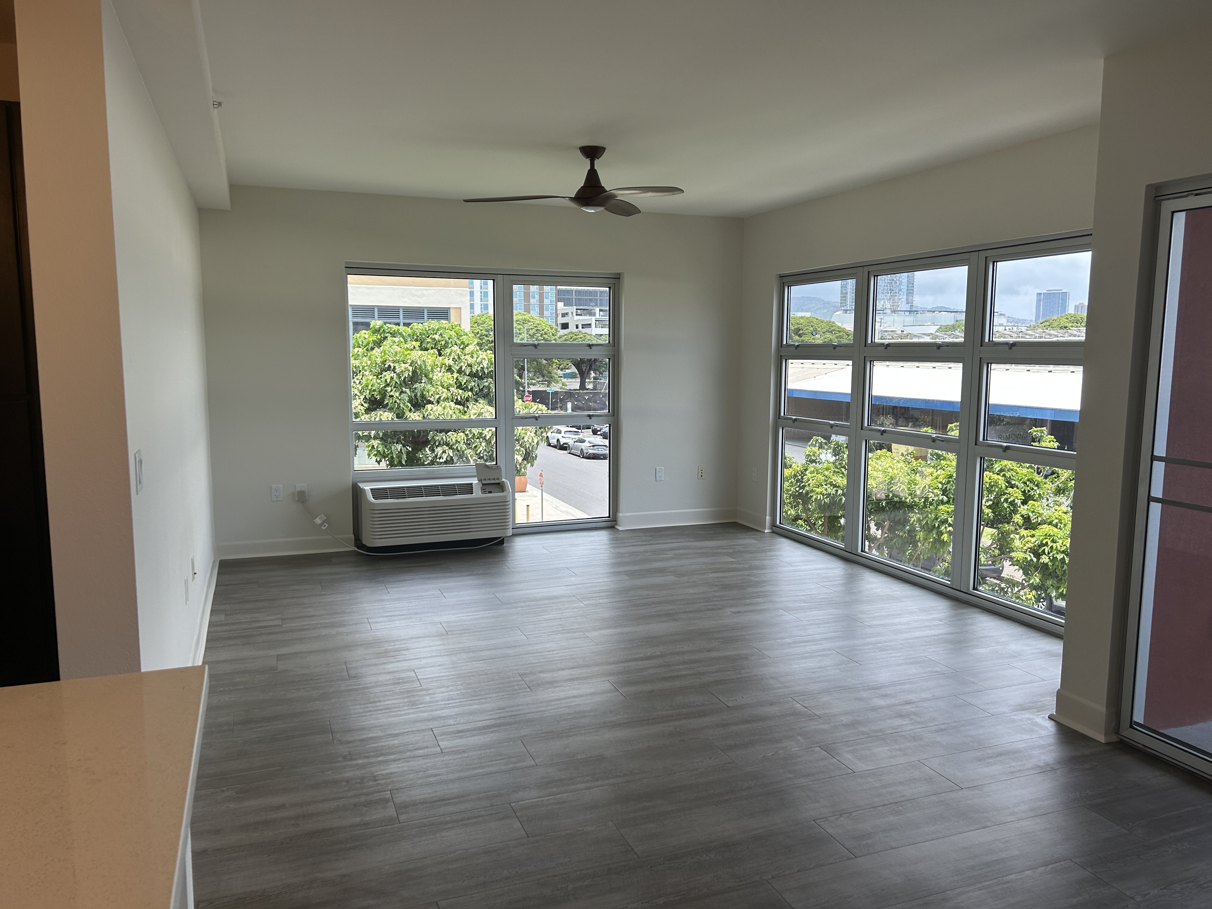 400 Keawe St 202 Property Photo 4