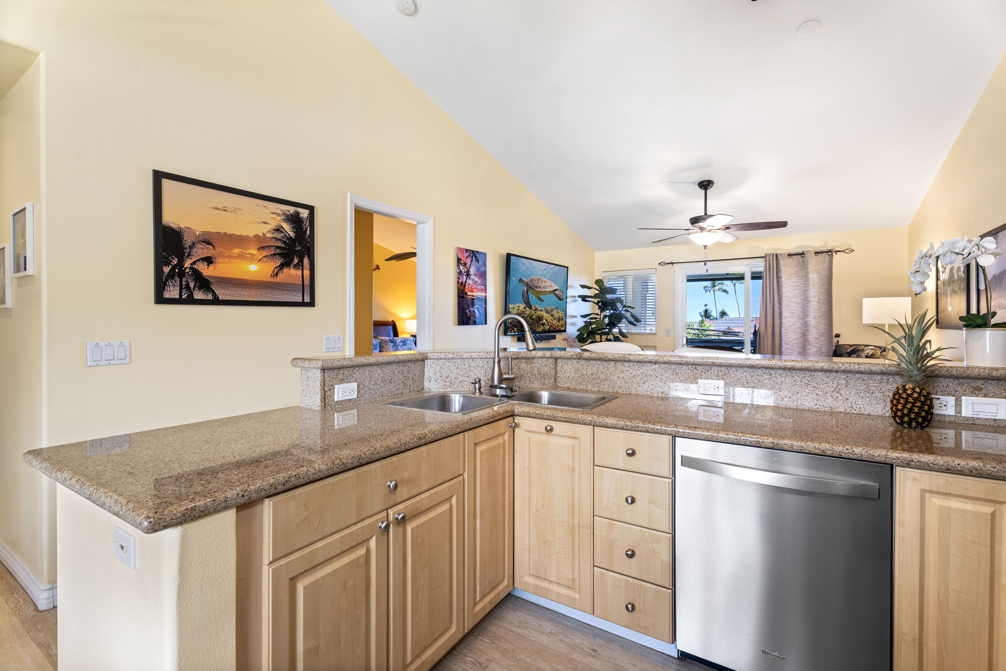 75-6009 Alii Dr X23 Property Photo 3