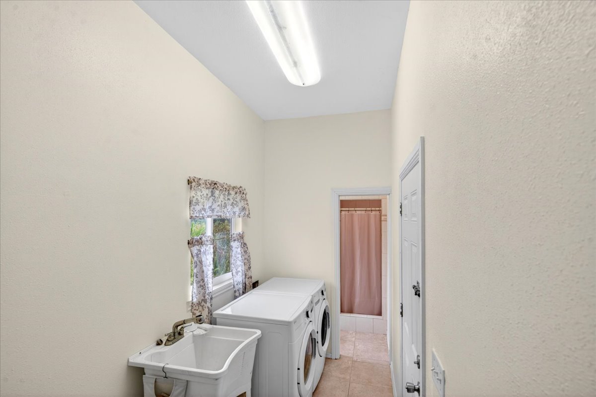 14-3509 Church Rd Property Photo 10