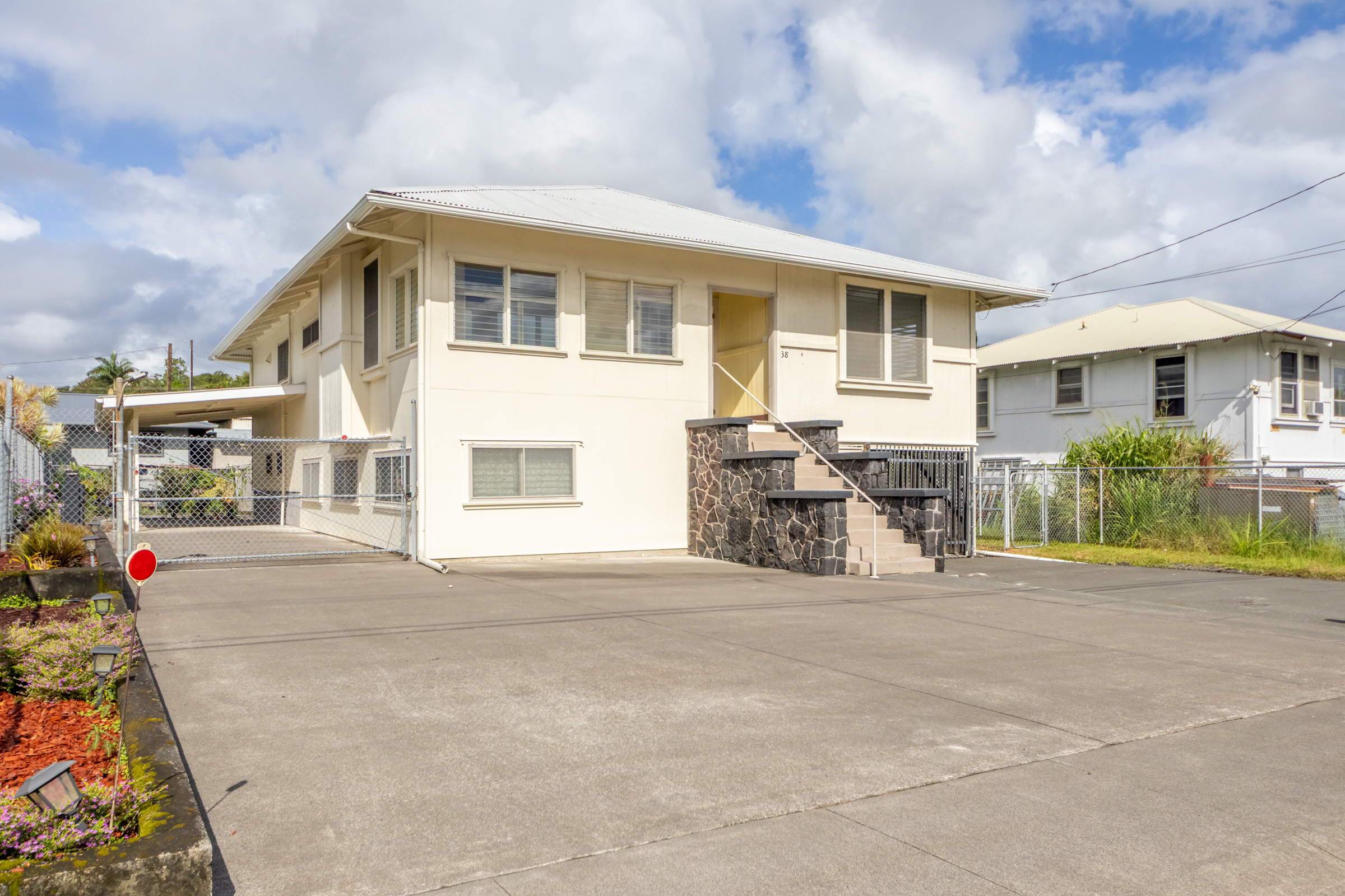 38 Lei St Property Photo 1