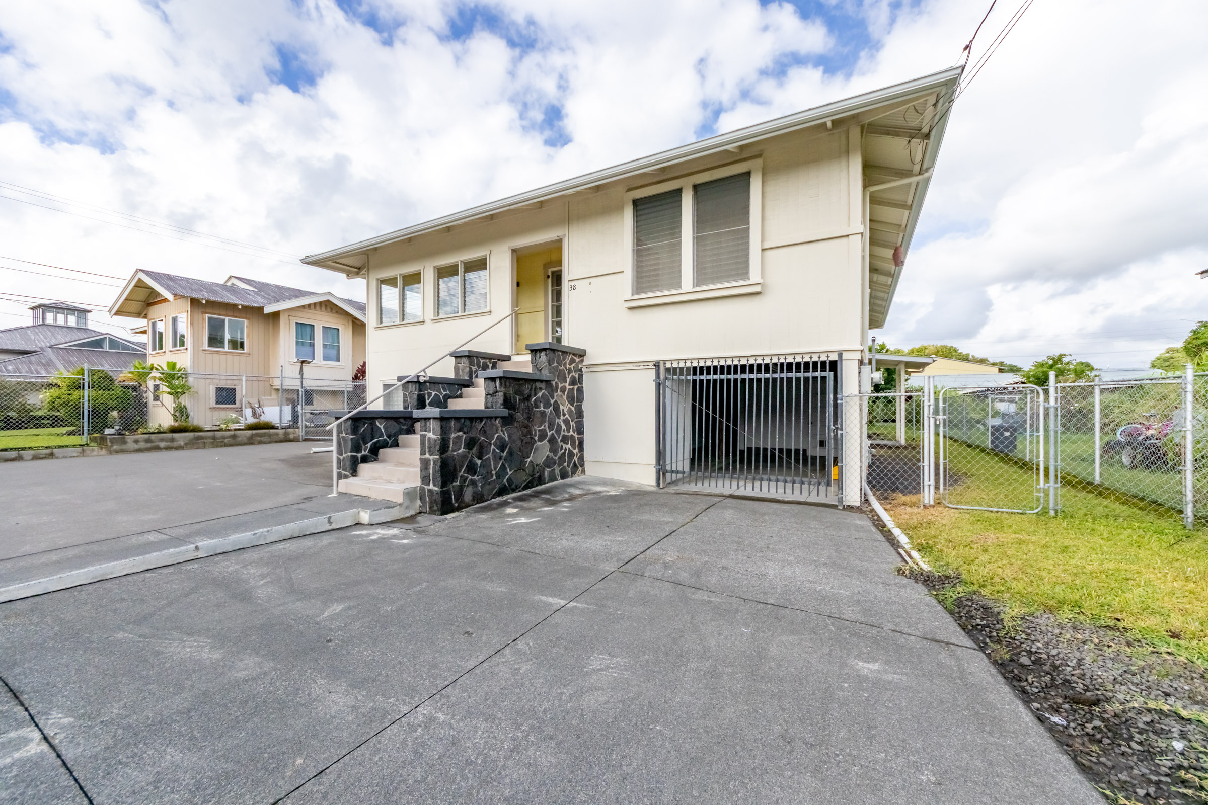 38 Lei St Property Photo 3