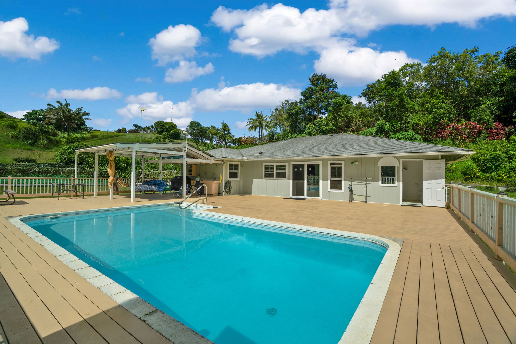 6456 Kipapa Rd Property Photo 1