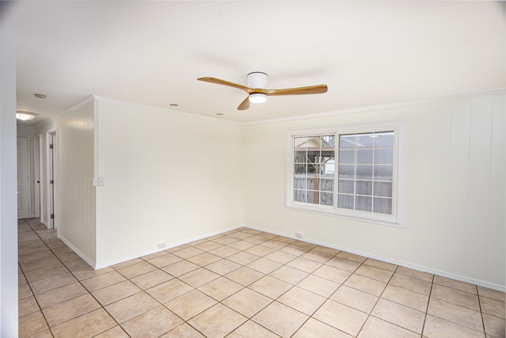 4580 Mamane St Property Photo 5