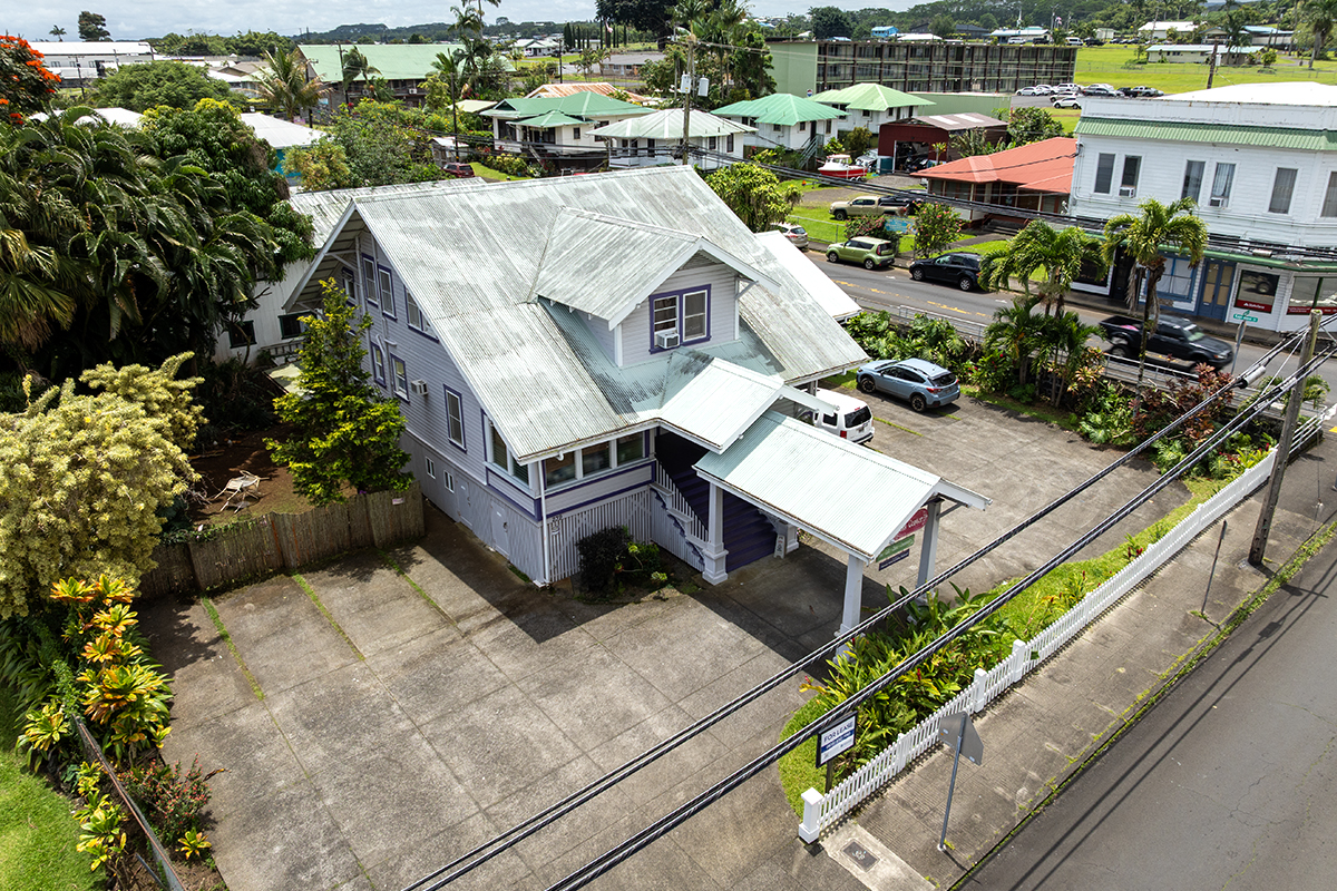 239 Haili St Property Photo 1