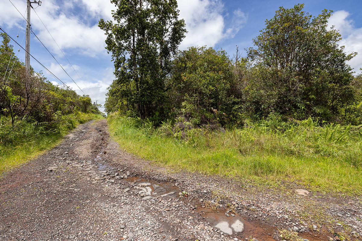 Road 5 (uau) Property Photo 8