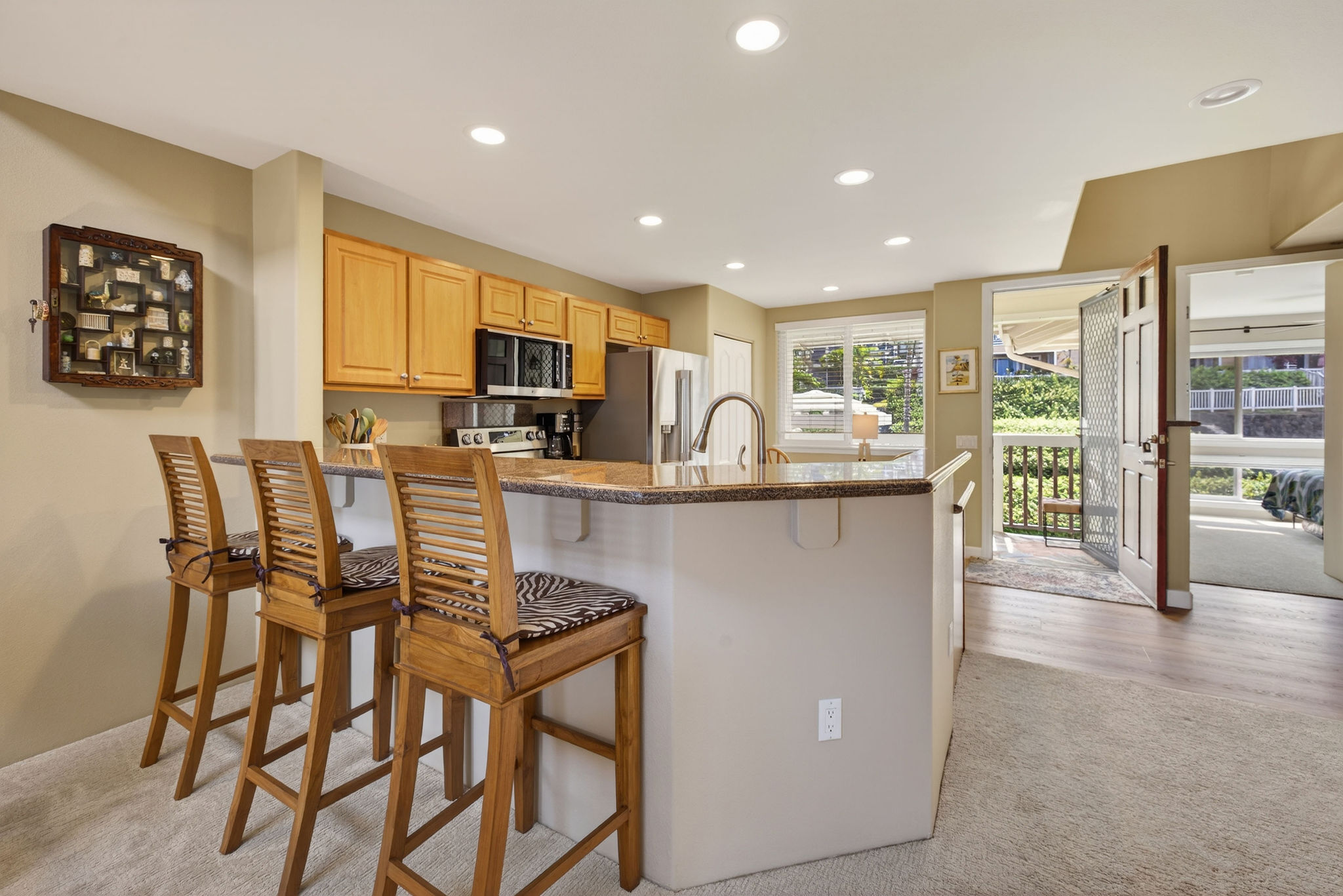 75-5919 Alii Dr U22 Property Photo 16