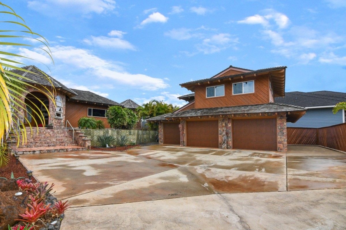 4272 Iliohu Pl Property Photo 5