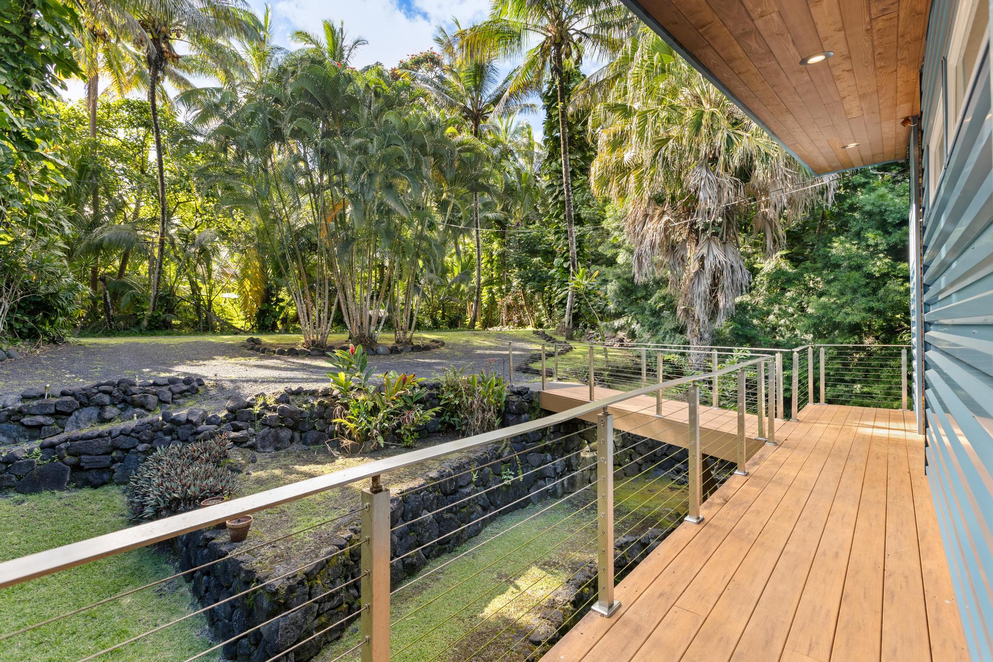 12-7235 Mauka Nui St Property Photo 4