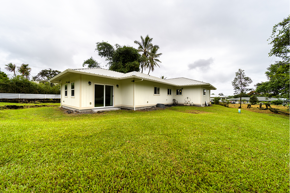 1673 Kaumana Dr Property Photo 23
