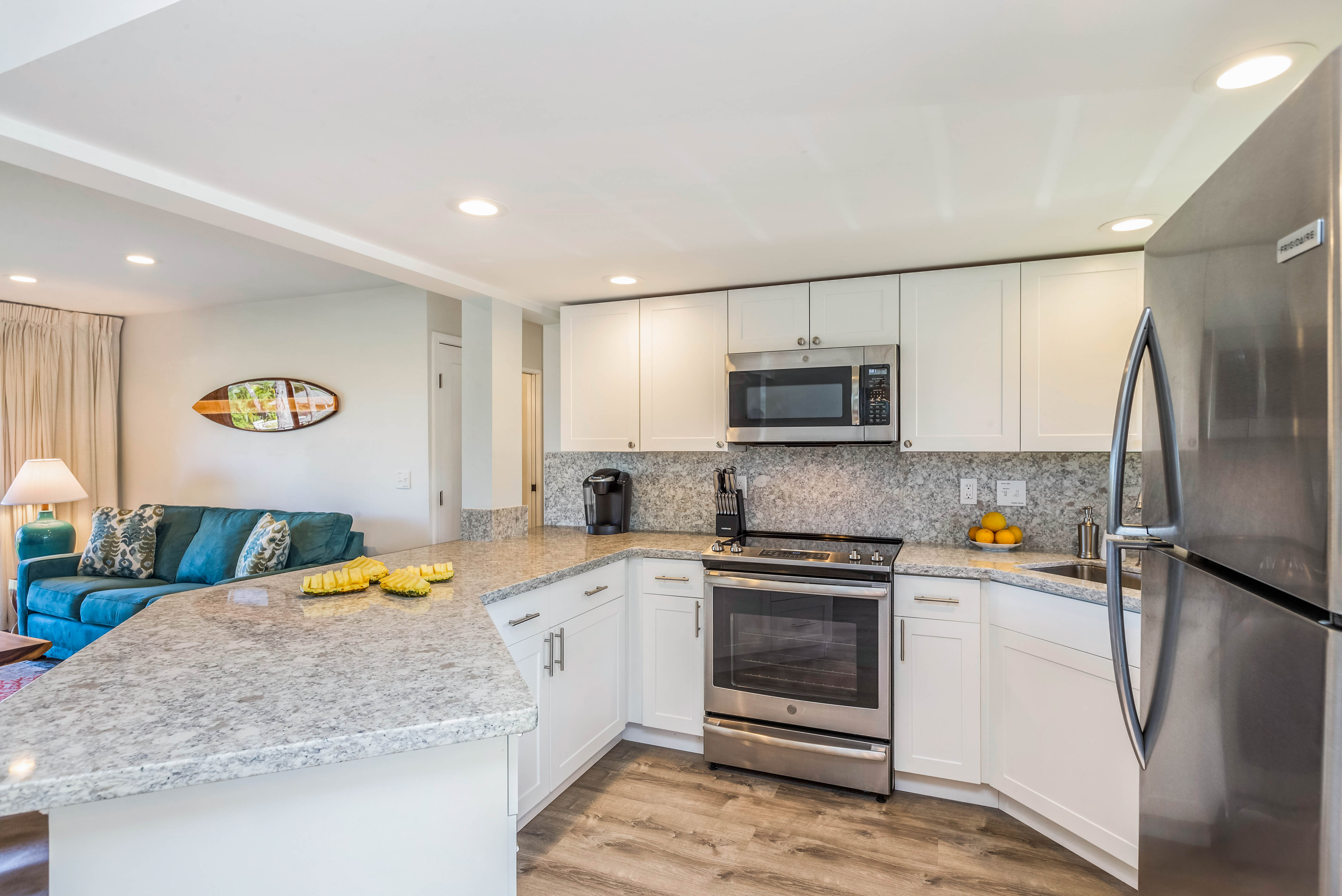 3830 Edward Rd 8e Property Photo 6