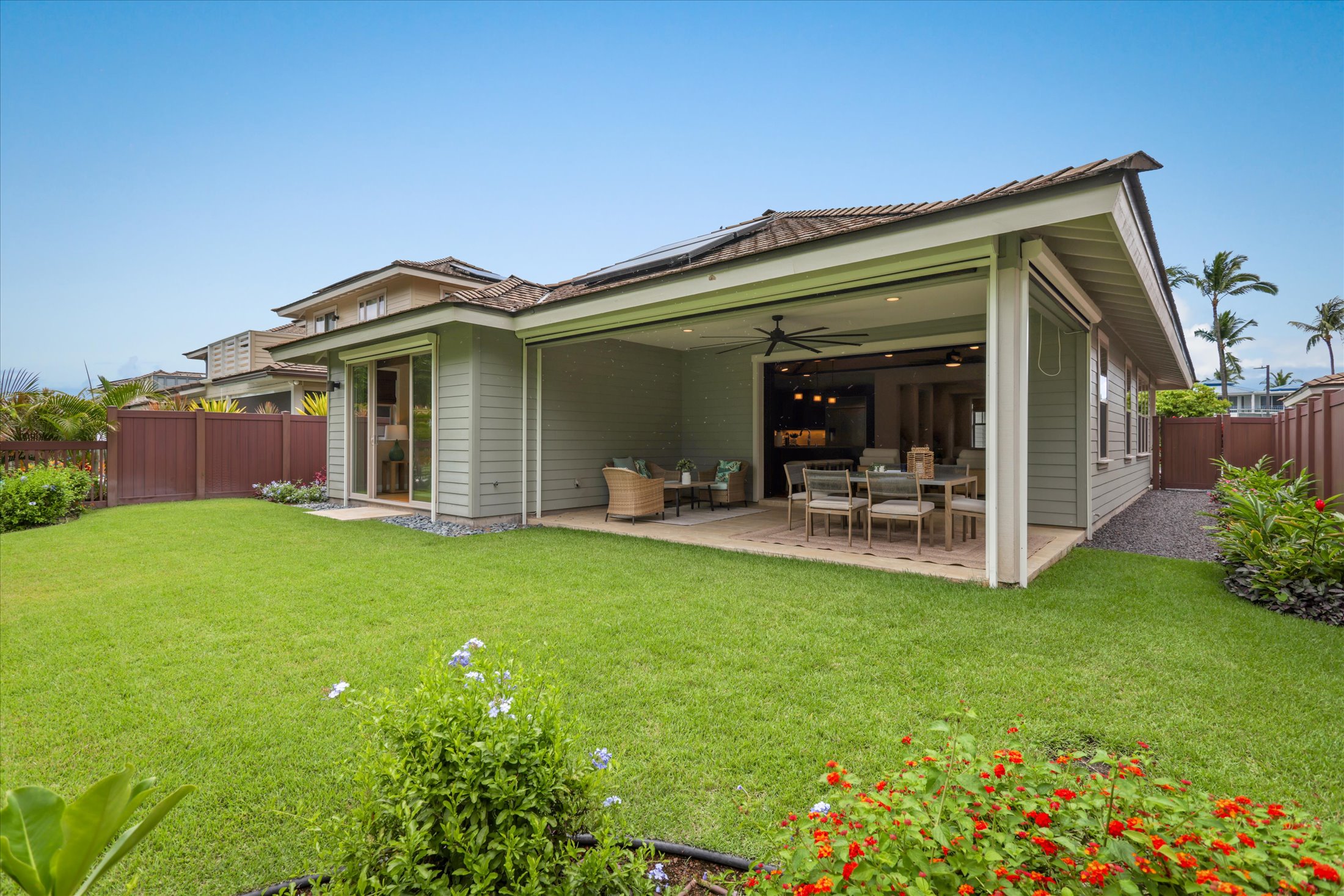 78-132 HOLUAKAI ST Property Photo 1