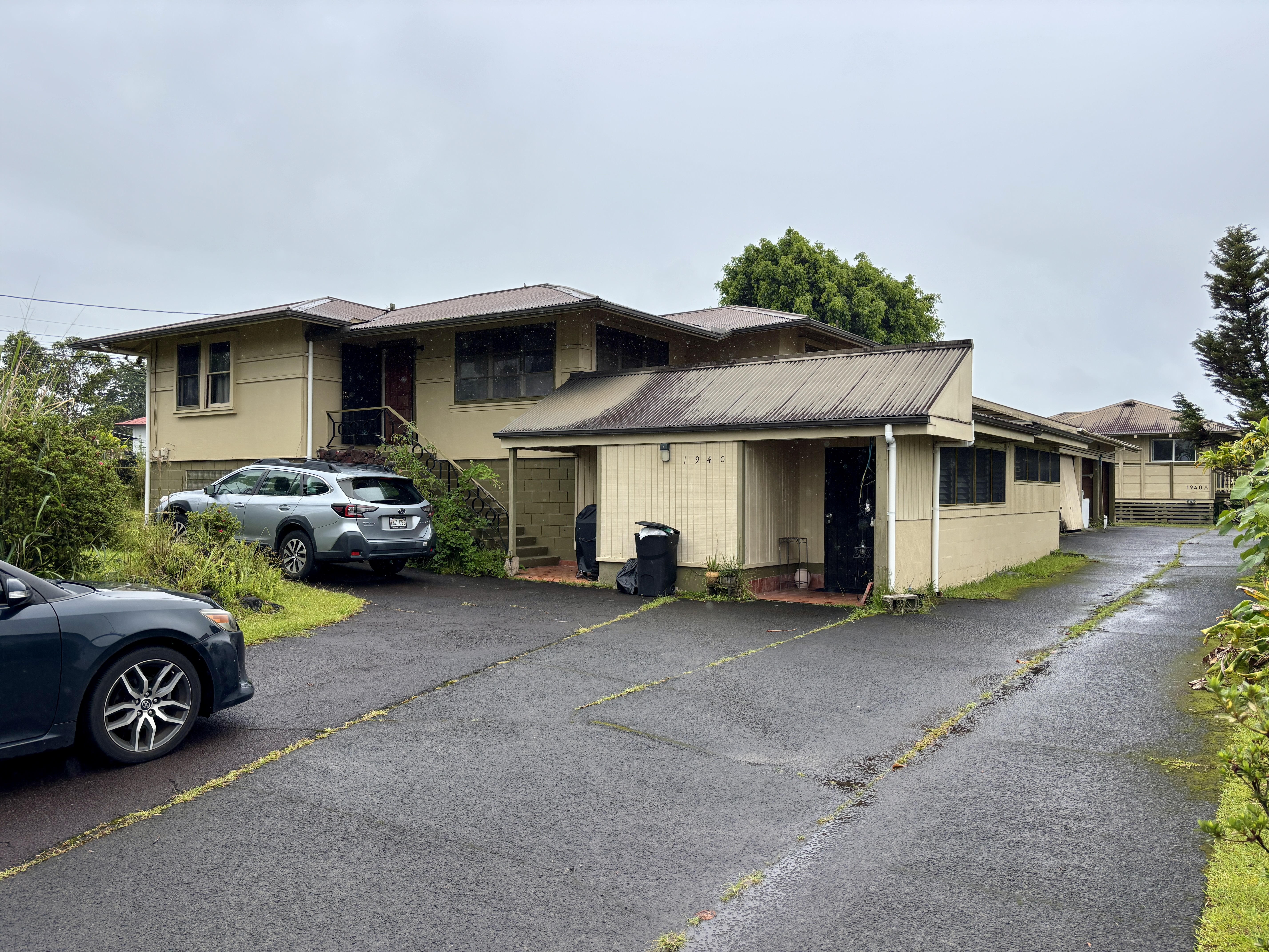 1940 Kaumana Dr Property Photo 1