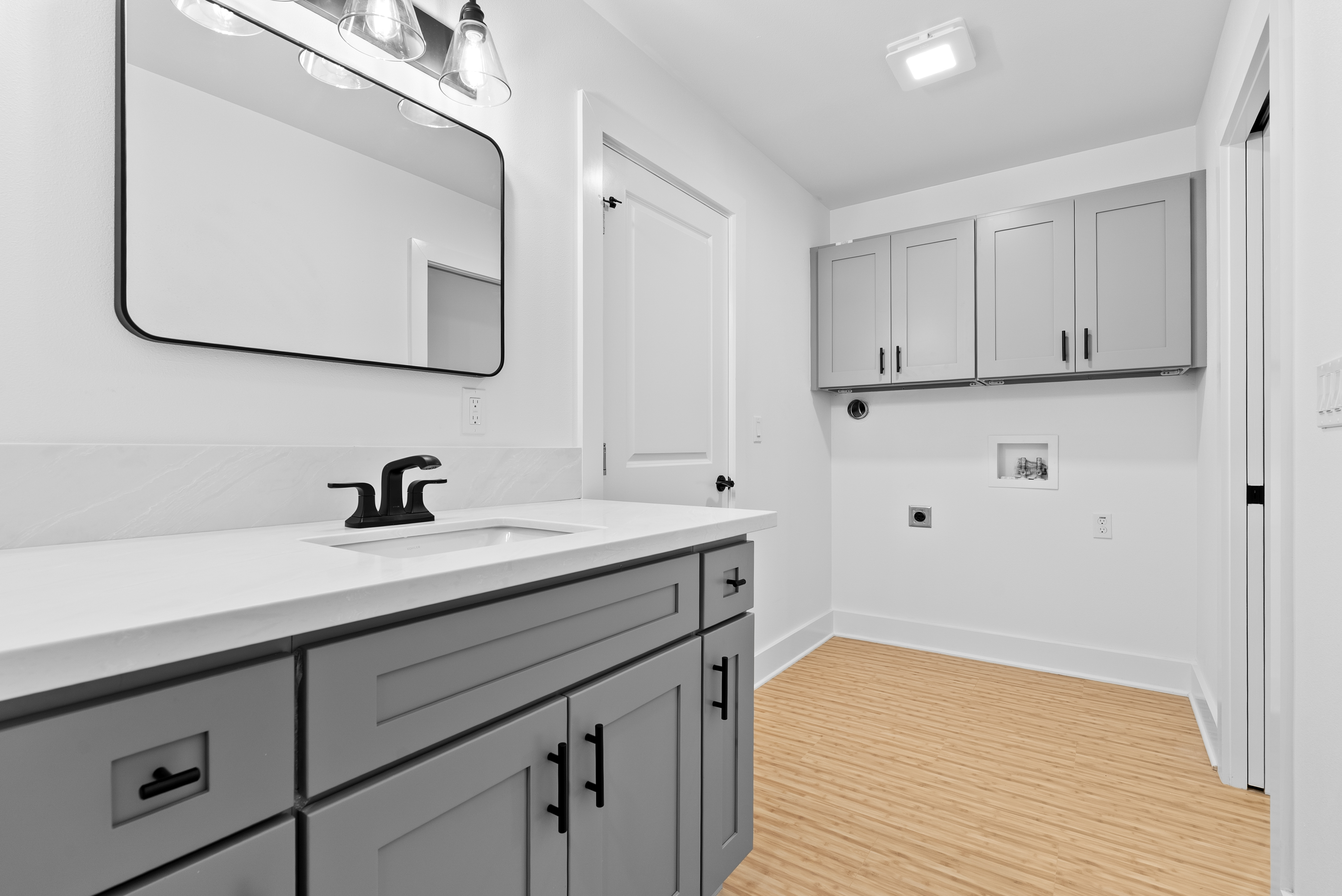 15-1688 Beach Rd Property Photo 18