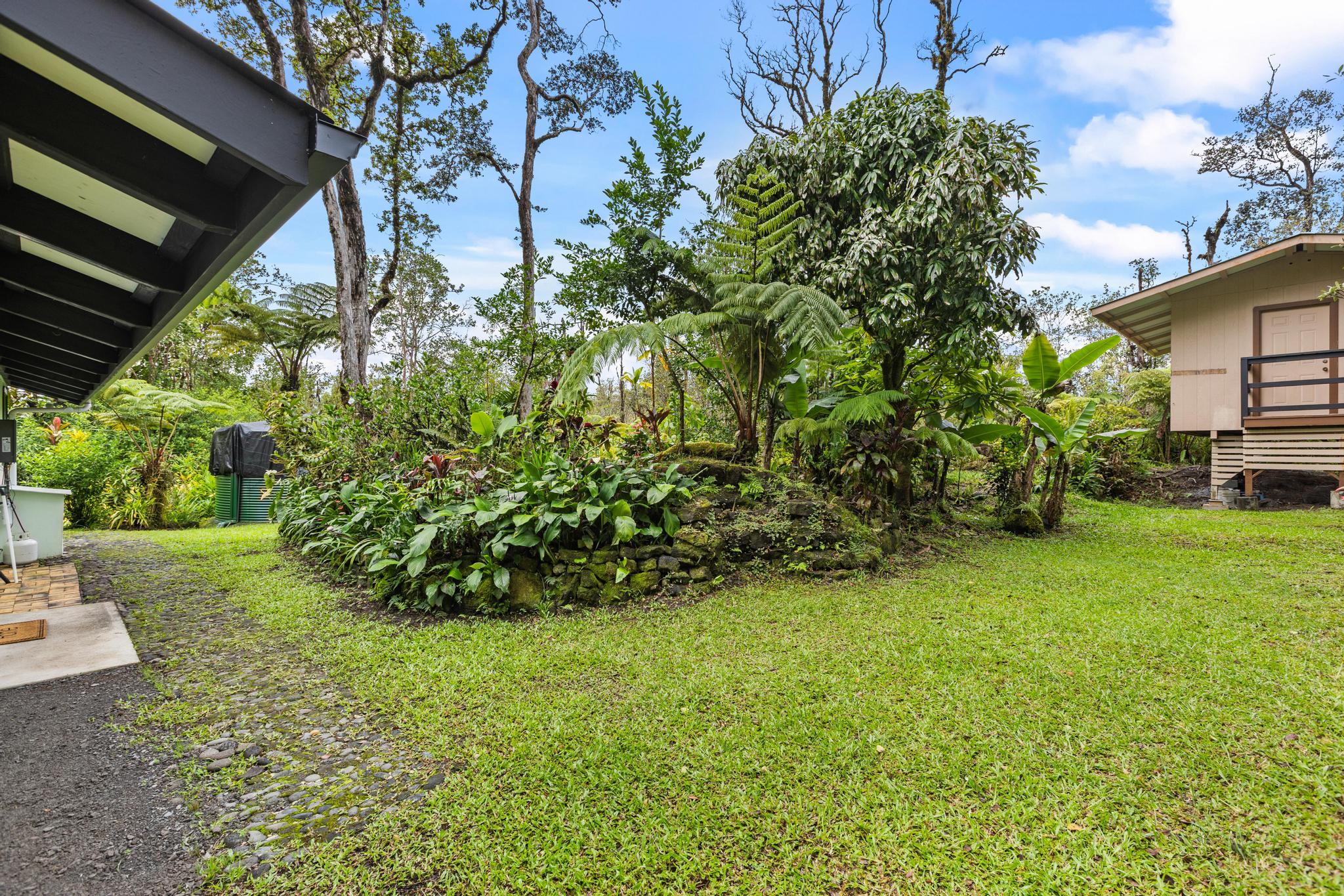 11-1815 Painui St Property Photo 24