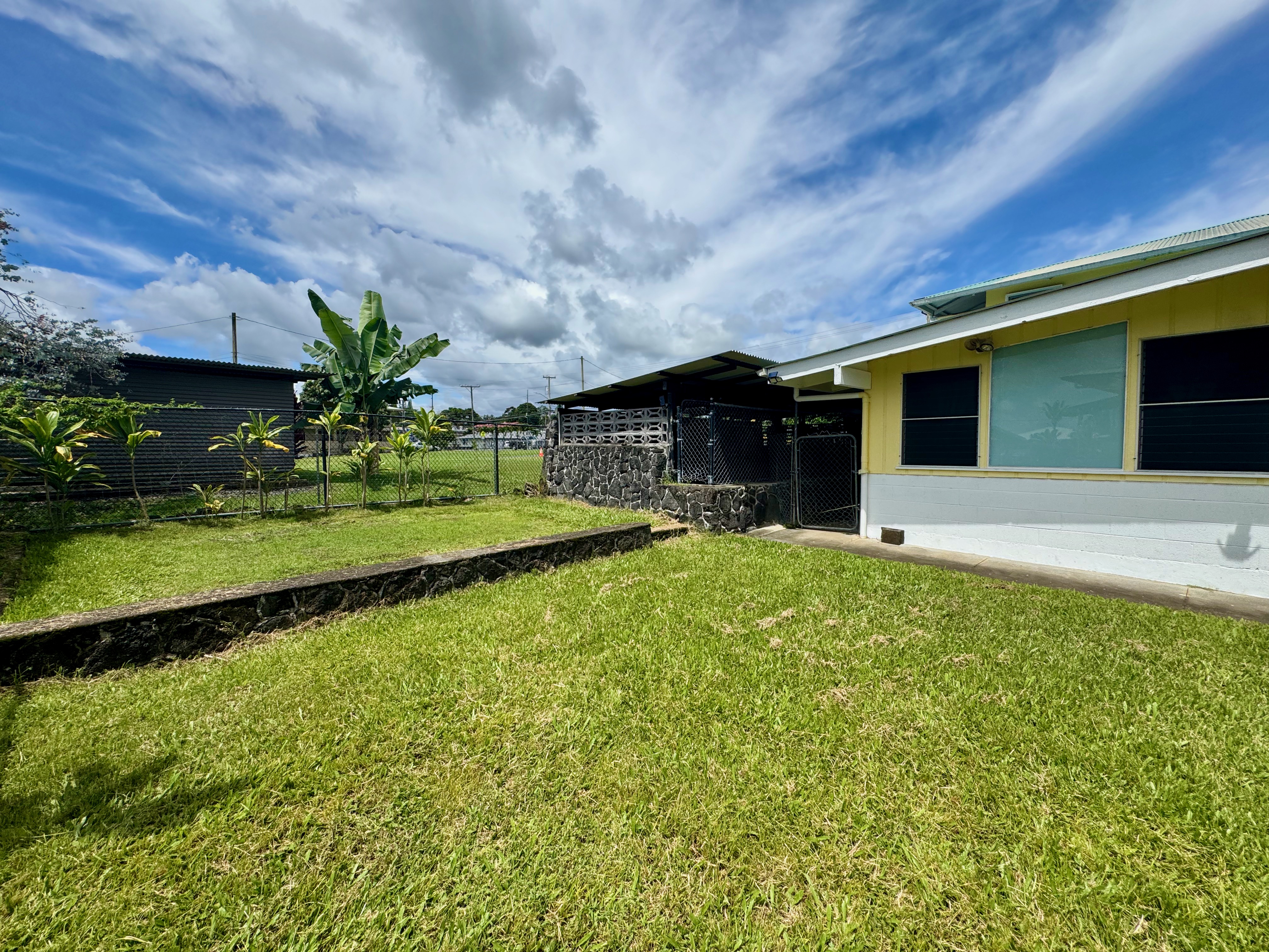 2133 Kinoole St Property Photo 4