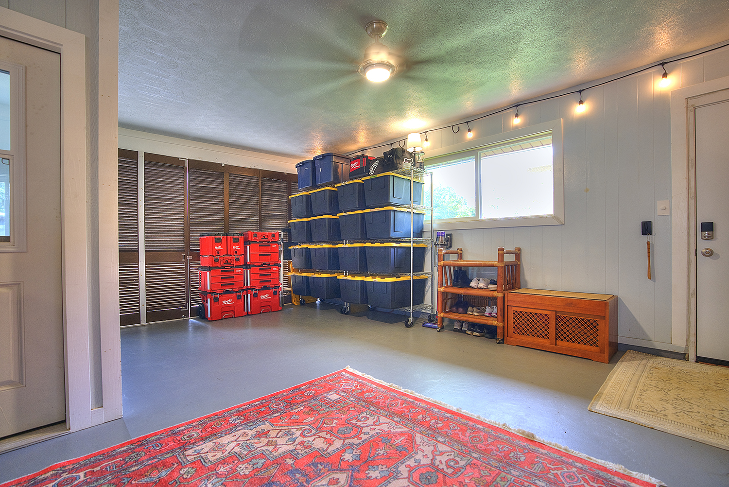 2354 Oka St Property Photo 16