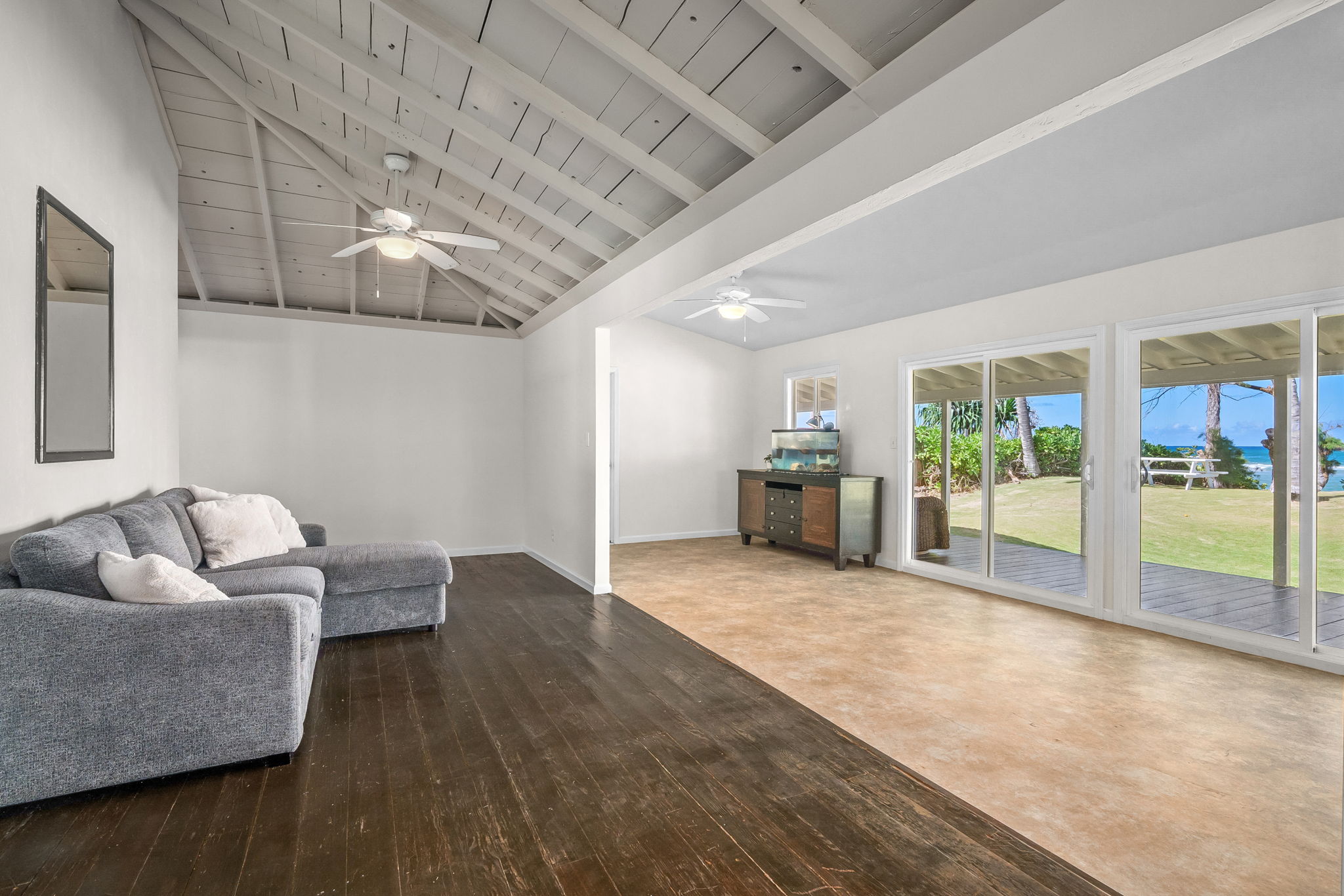4760 Aliomanu Rd Property Photo 11