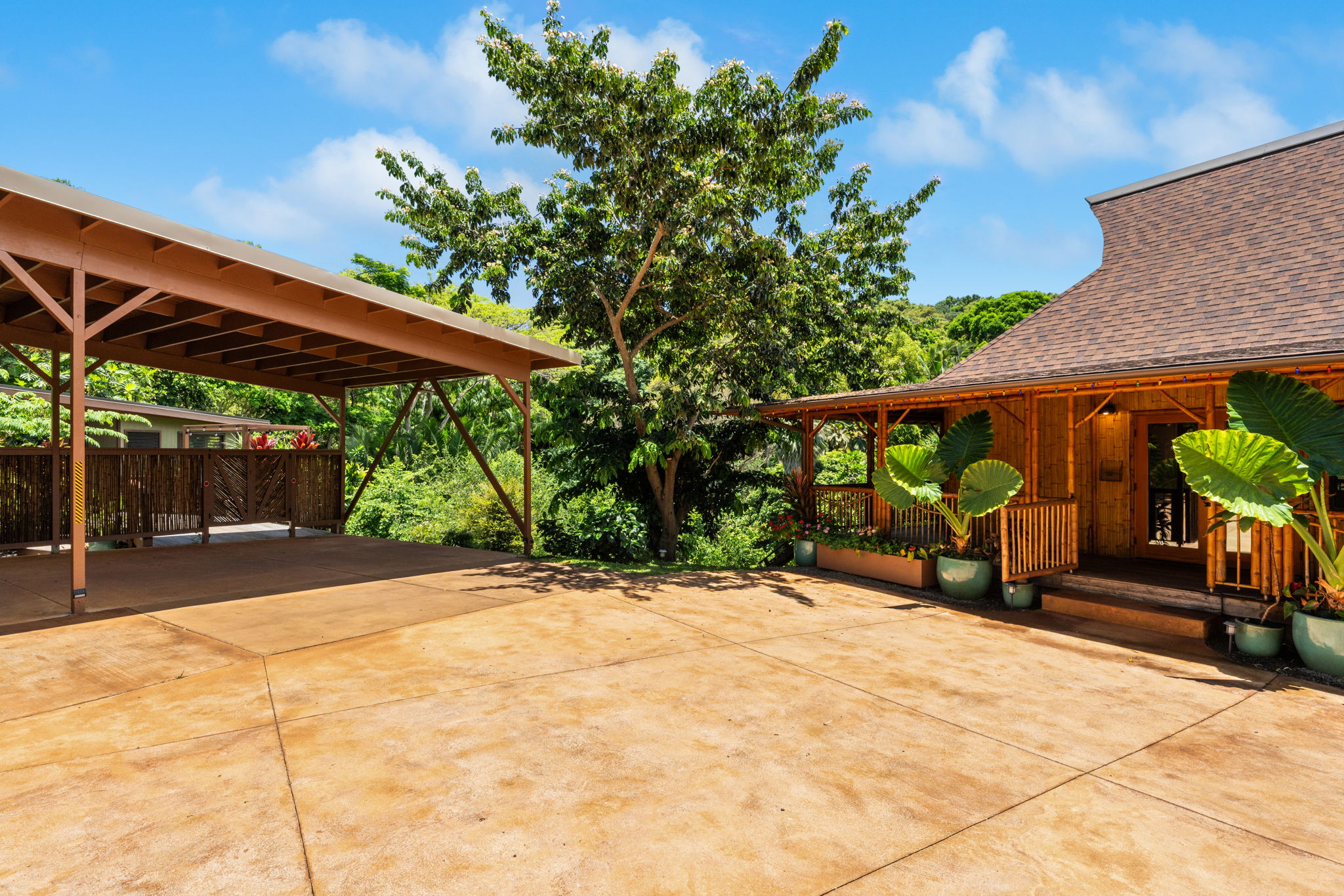 6770 Koolau Rd 1 Property Photo 12