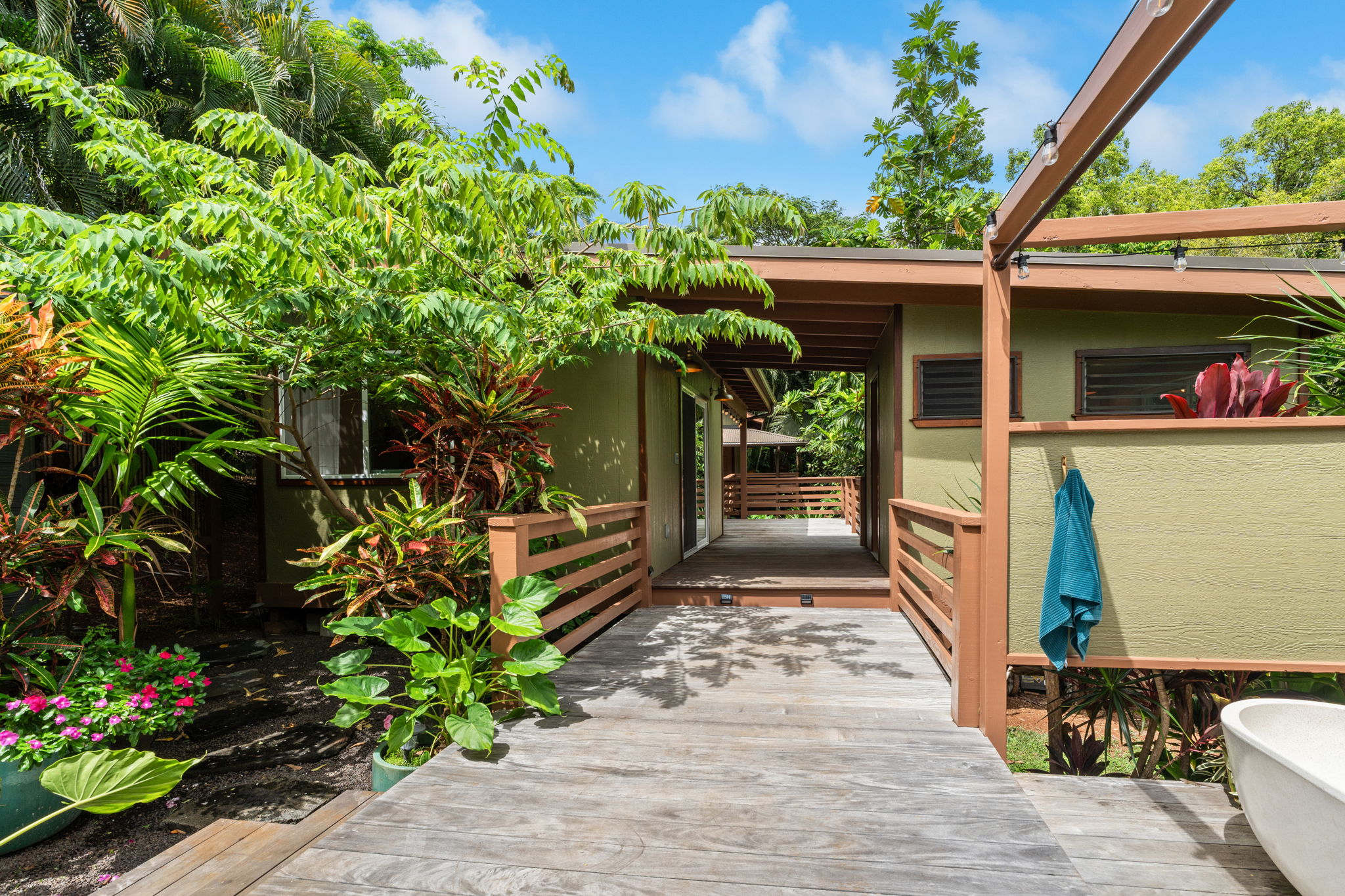 6770 Koolau Rd 1 Property Photo 20