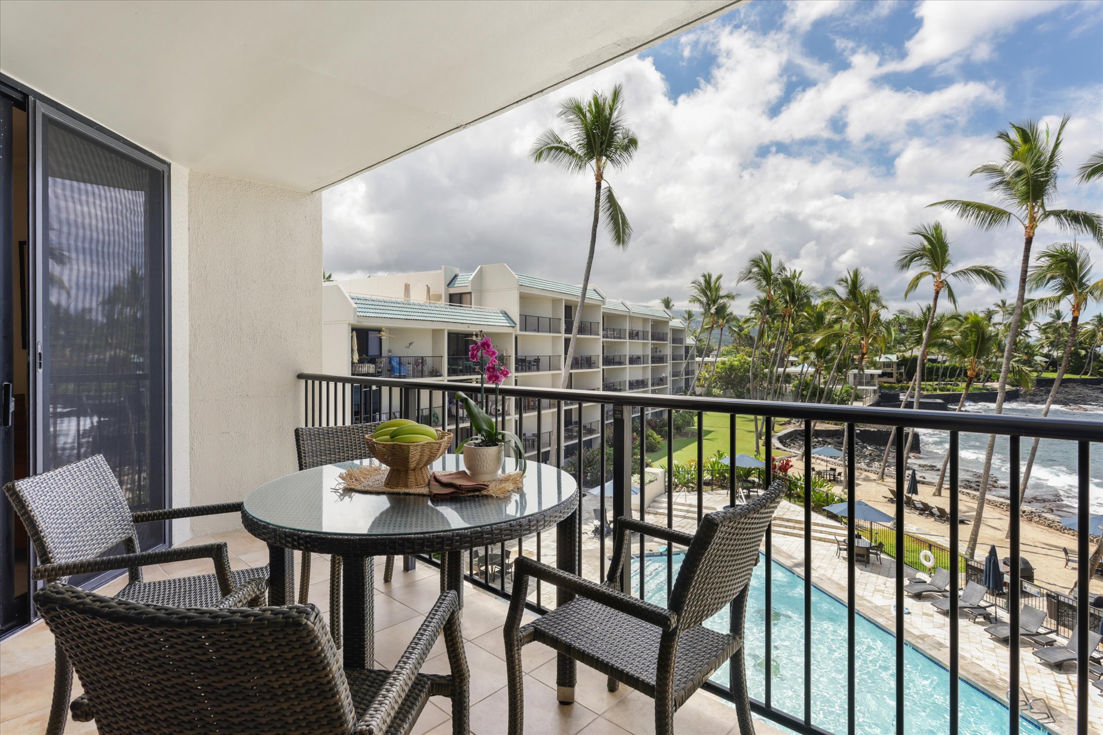 75-6106 Alii Dr 320 Property Photo 2