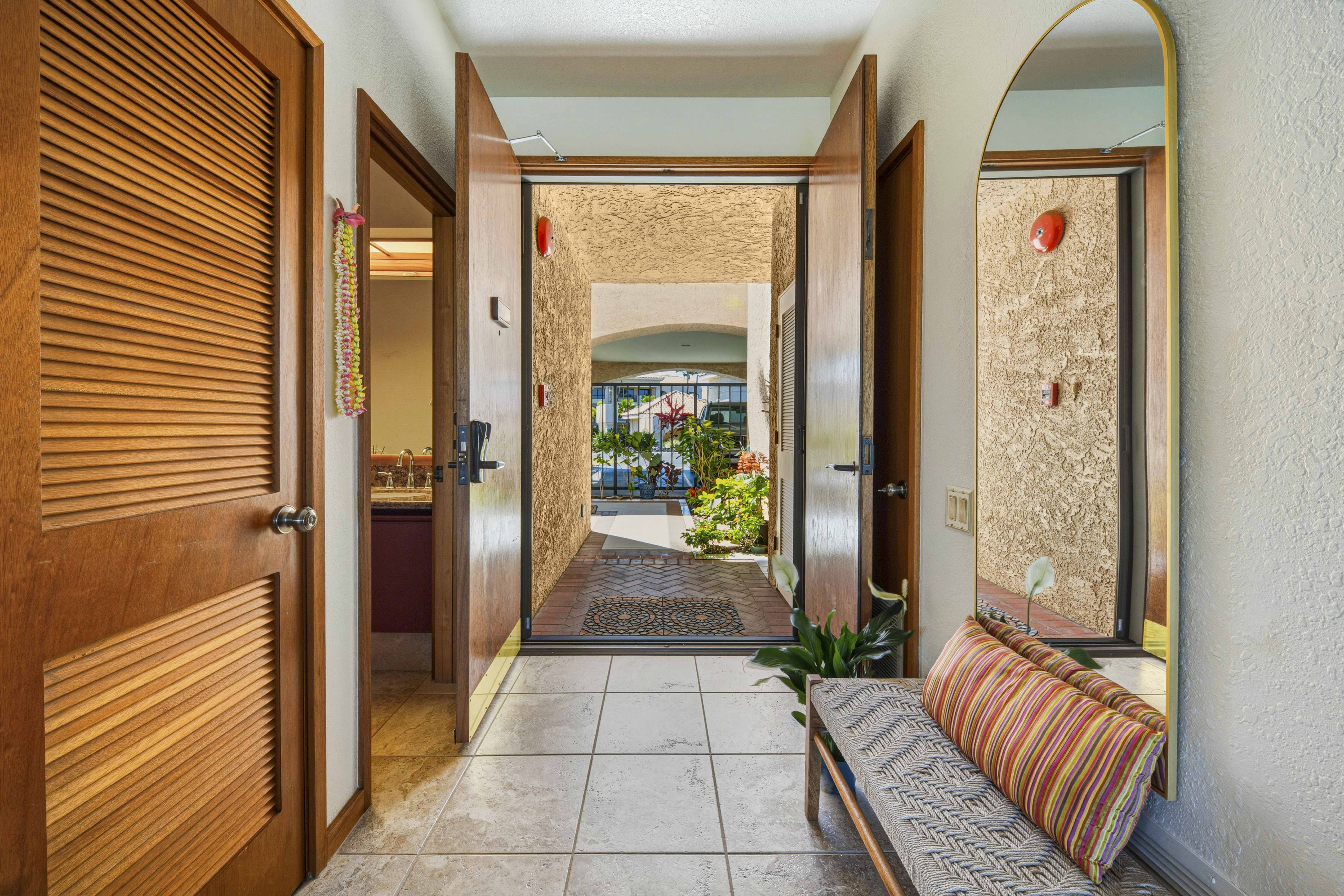 69-1035 Keana Pl 16 Property Photo 4